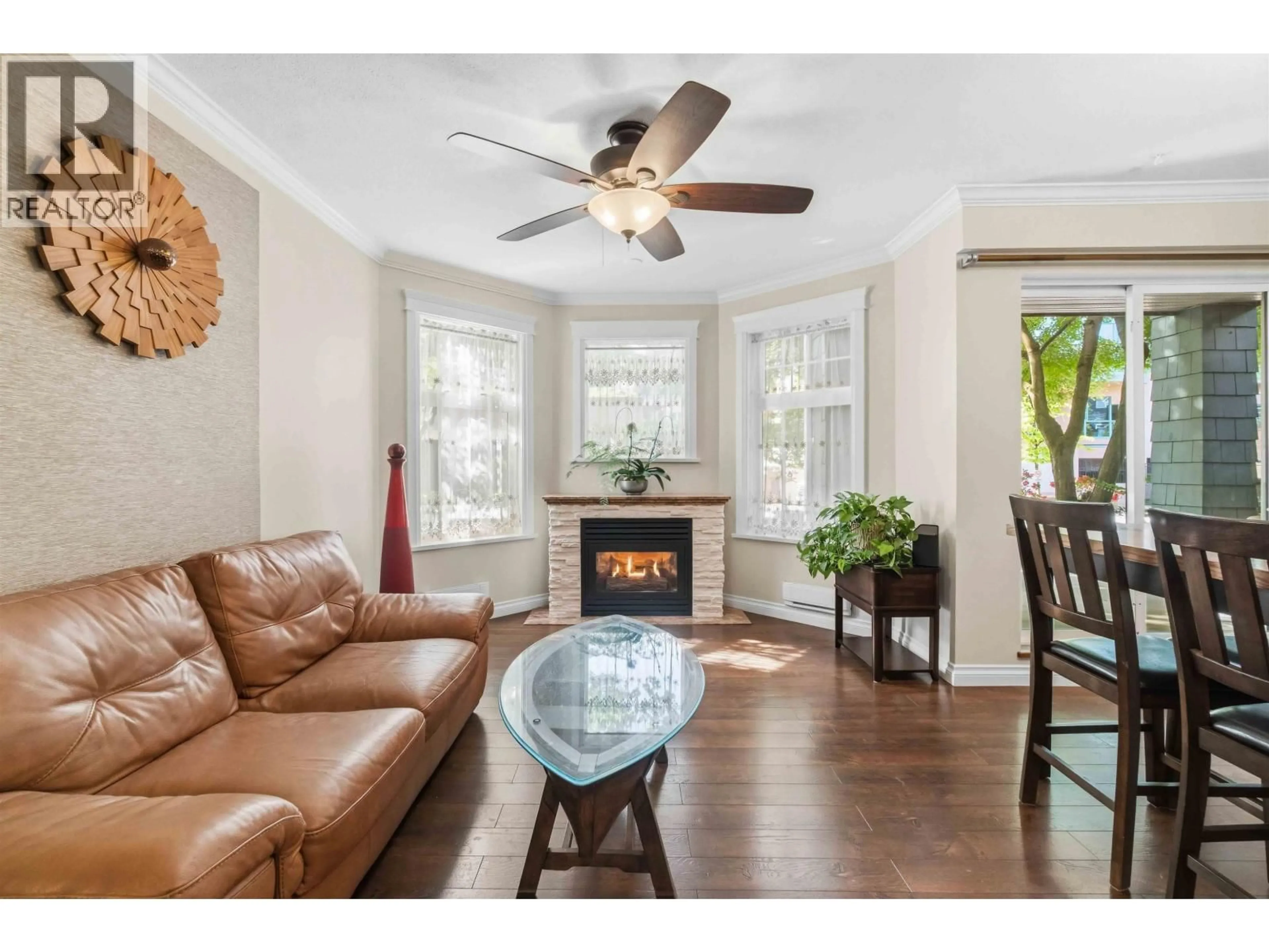Living room with furniture, unknown for G01 - 3085 PRIMROSE LANE, Coquitlam British Columbia V3B7S3