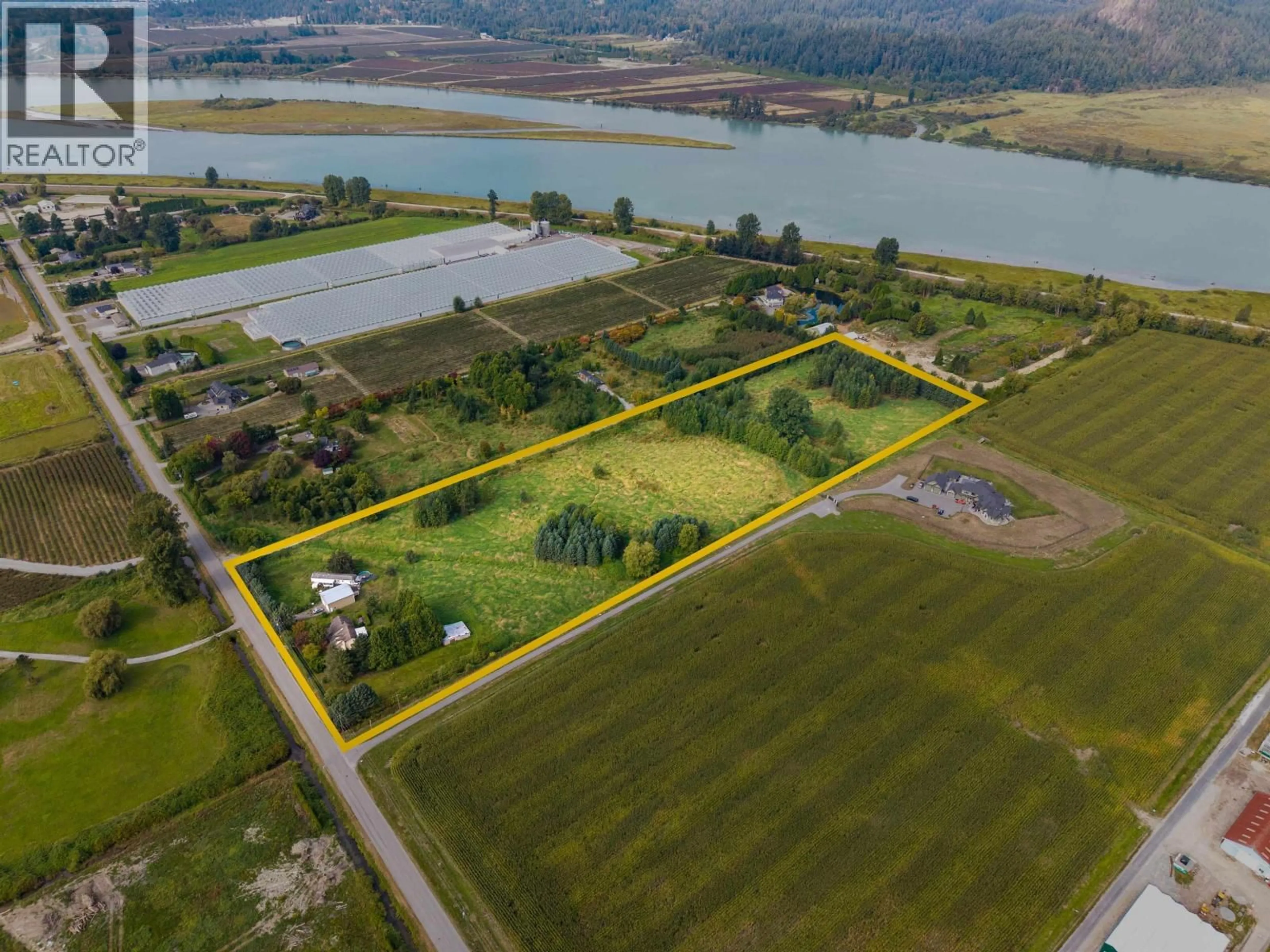 A pic from outside/outdoor area/front of a property/back of a property/a pic from drone, water/lake/river/ocean view for 19555 RICHARDSON ROAD, Pitt Meadows British Columbia V3Y1Z1