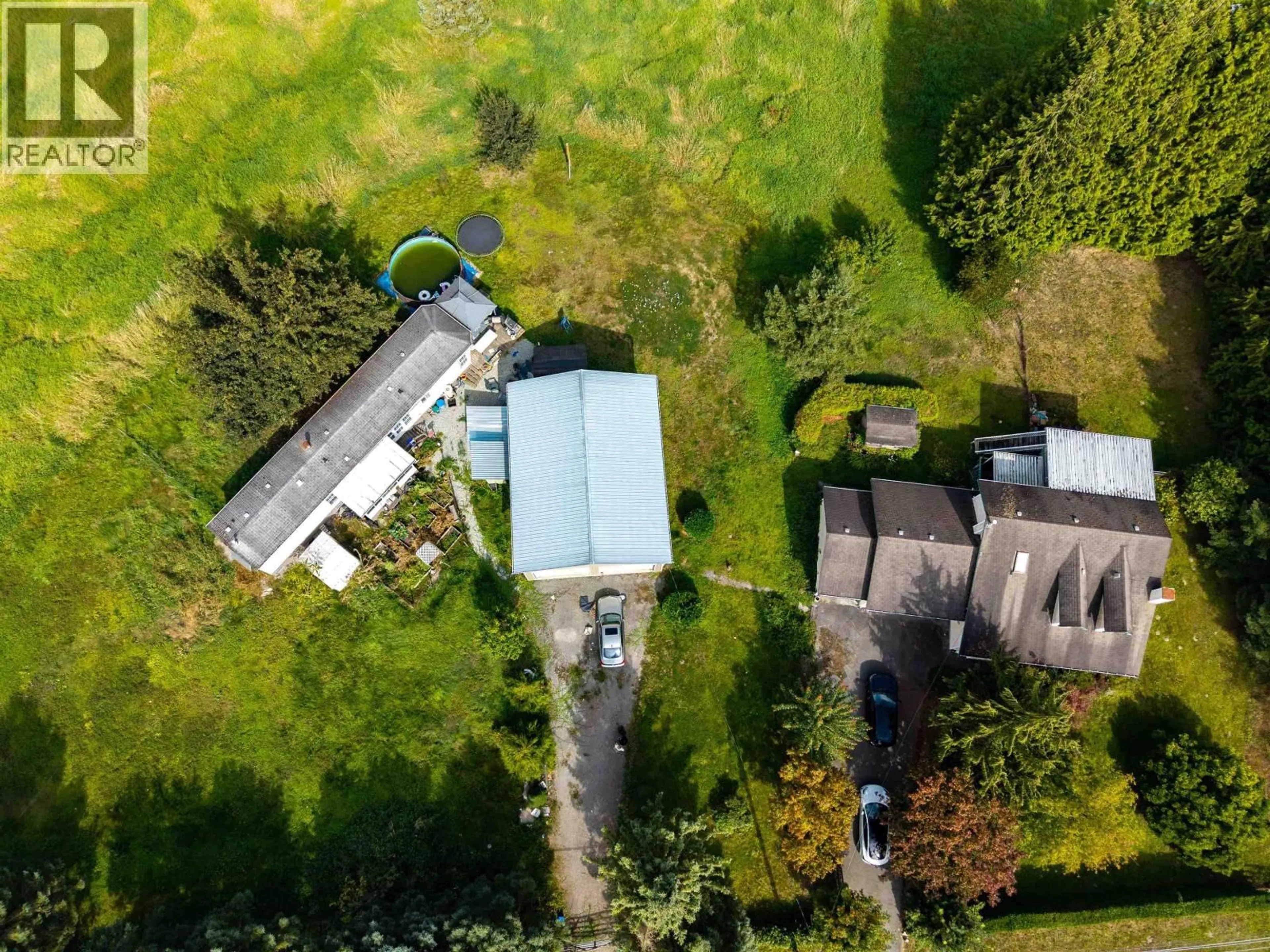 A pic from outside/outdoor area/front of a property/back of a property/a pic from drone, building for 19555 RICHARDSON ROAD, Pitt Meadows British Columbia V3Y1Z1