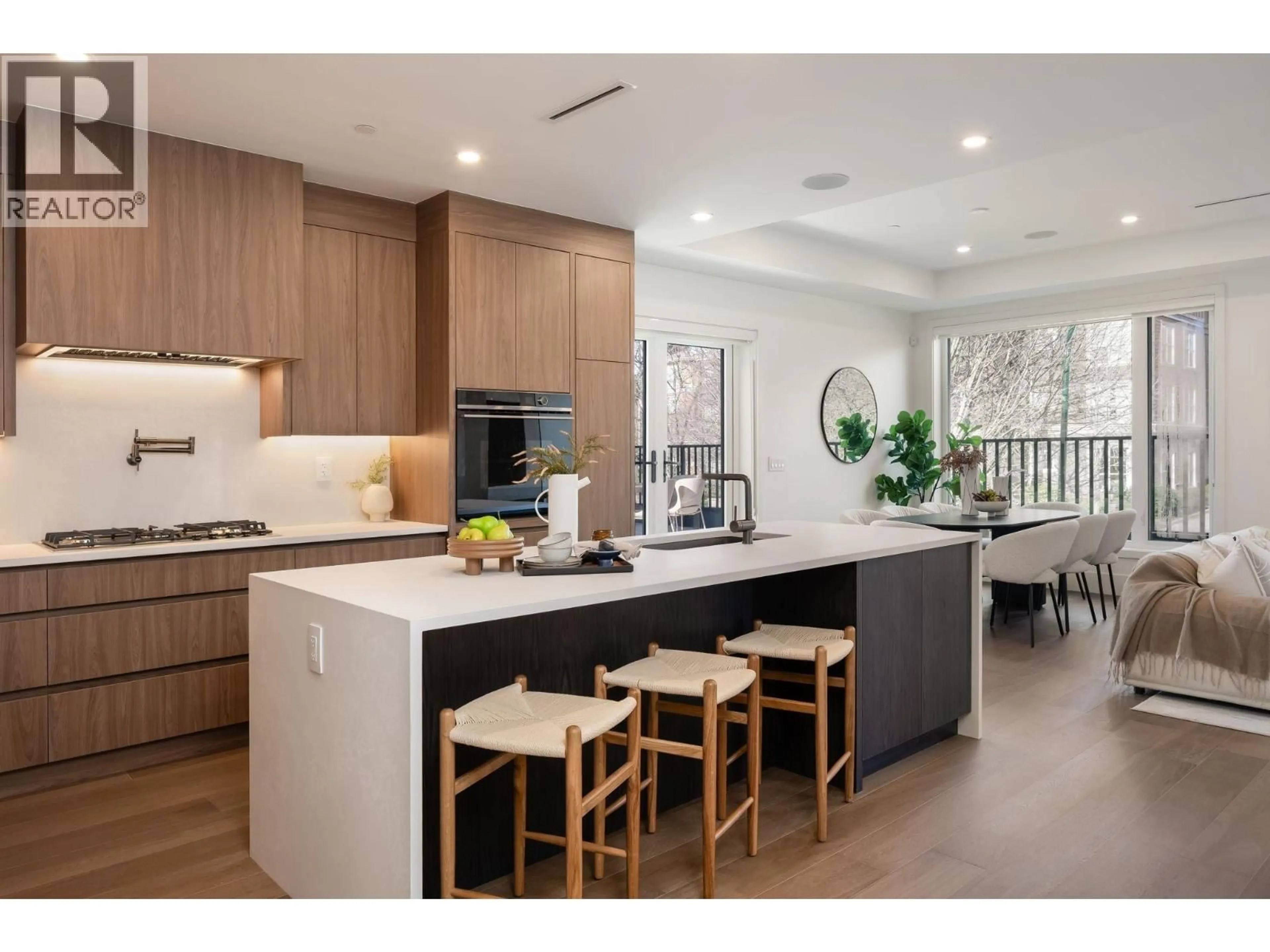 Open concept kitchen, unknown for 3 - 950 57TH AVENUE, Vancouver British Columbia V6P1S3