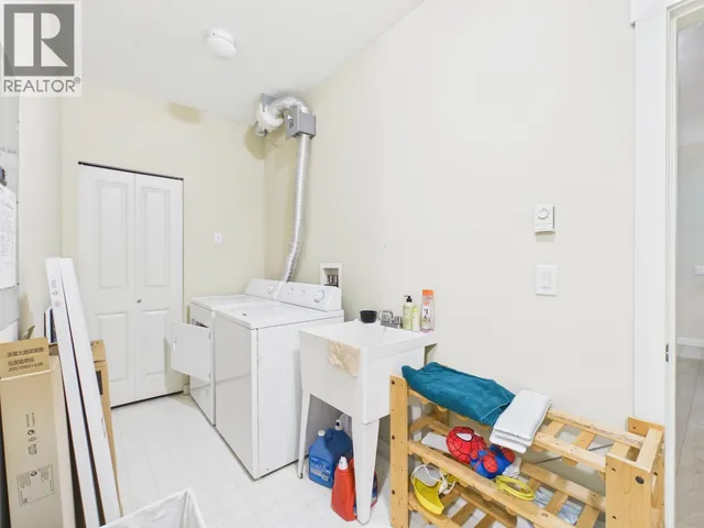 6222 LOGAN LANE, Vancouver 5