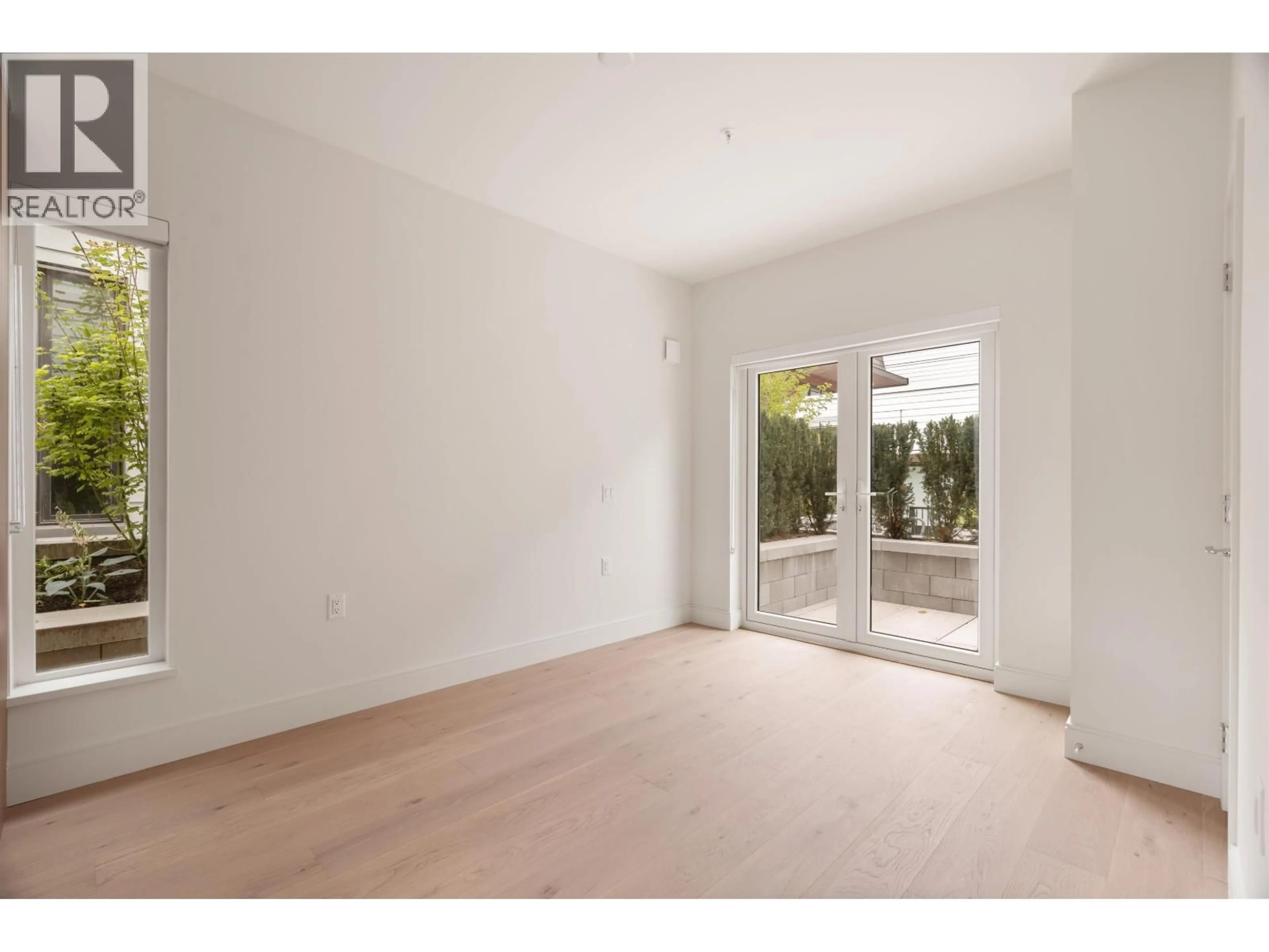 A pic of a room for 386 45TH AVENUE, Vancouver British Columbia V5Y0P6