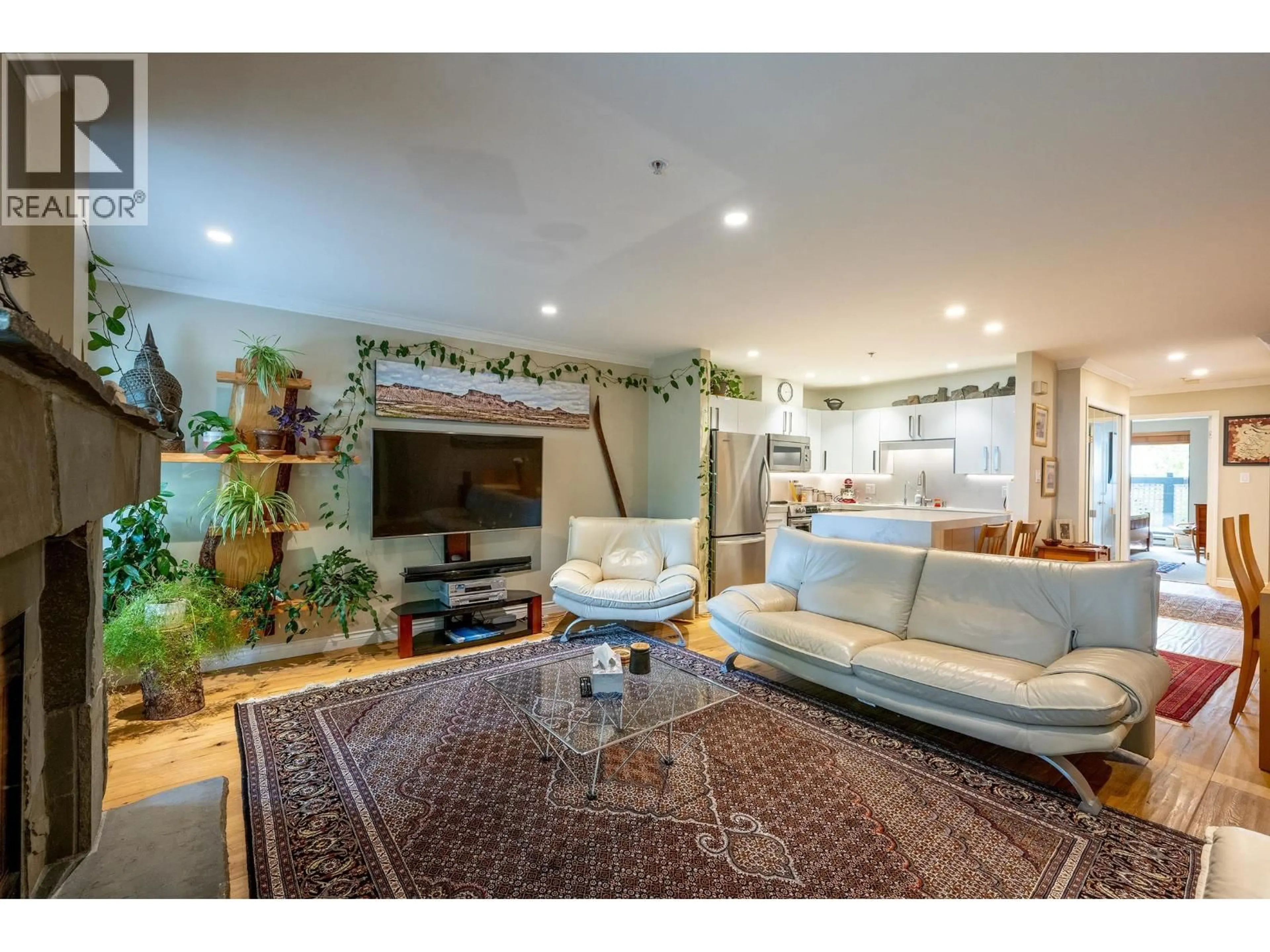 Living room with furniture, unknown for 18 - 4637 BLACKCOMB WAY, Whistler British Columbia V8E0Y6