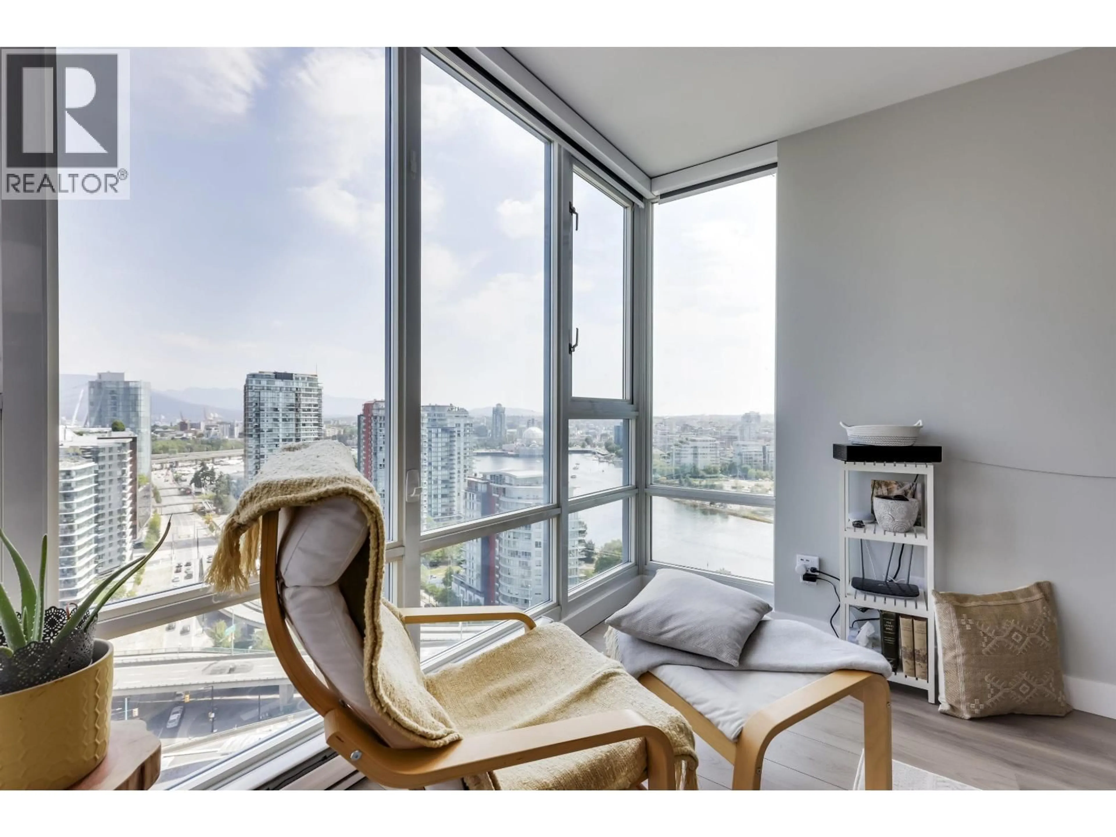 Unknown for 2802 - 1033 MARINASIDE CRESCENT, Vancouver British Columbia V6Z3A3