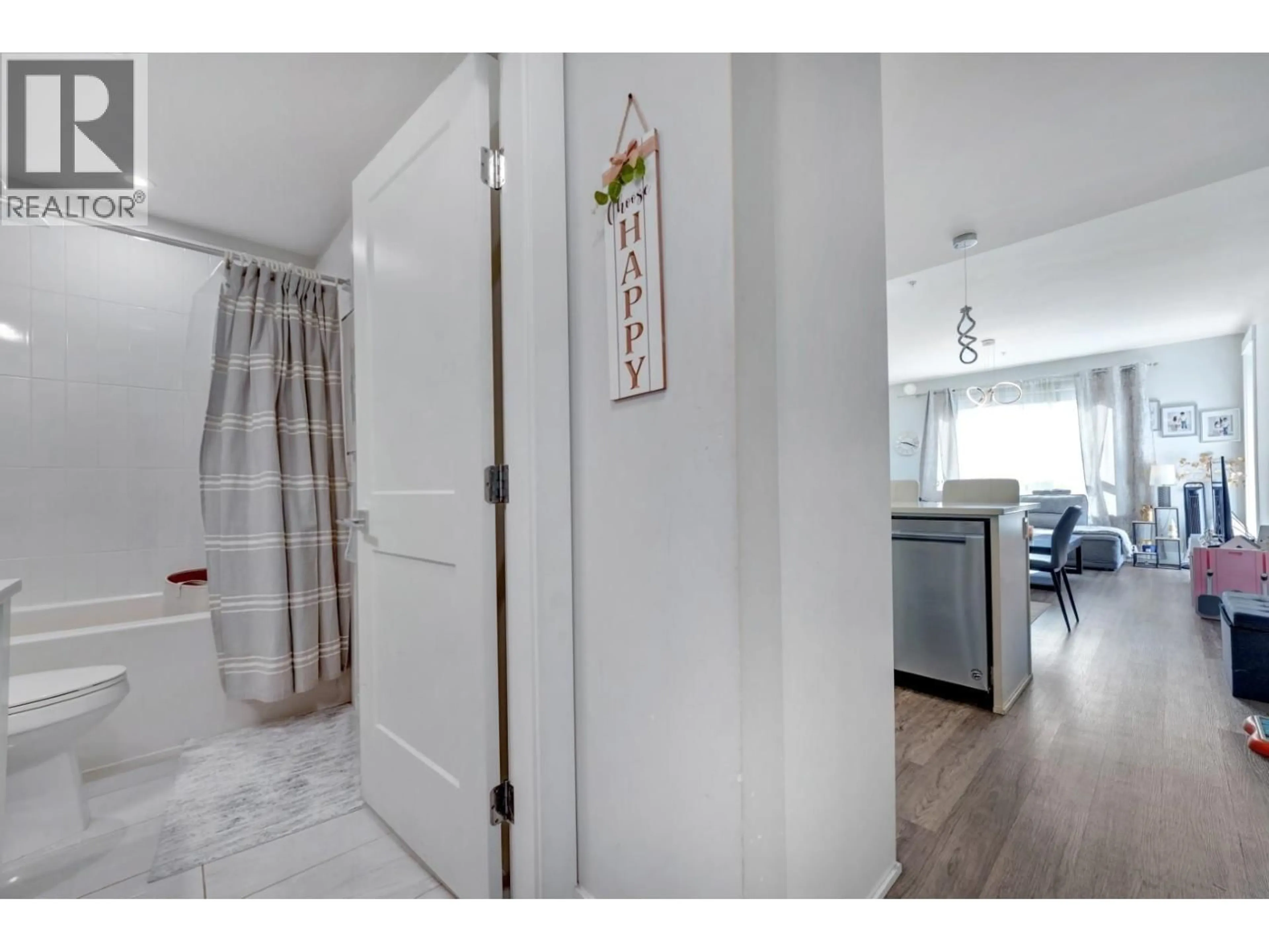 Indoor entryway for 3415 - 2180 KELLY AVENUE, Port Coquitlam British Columbia V3C0S4