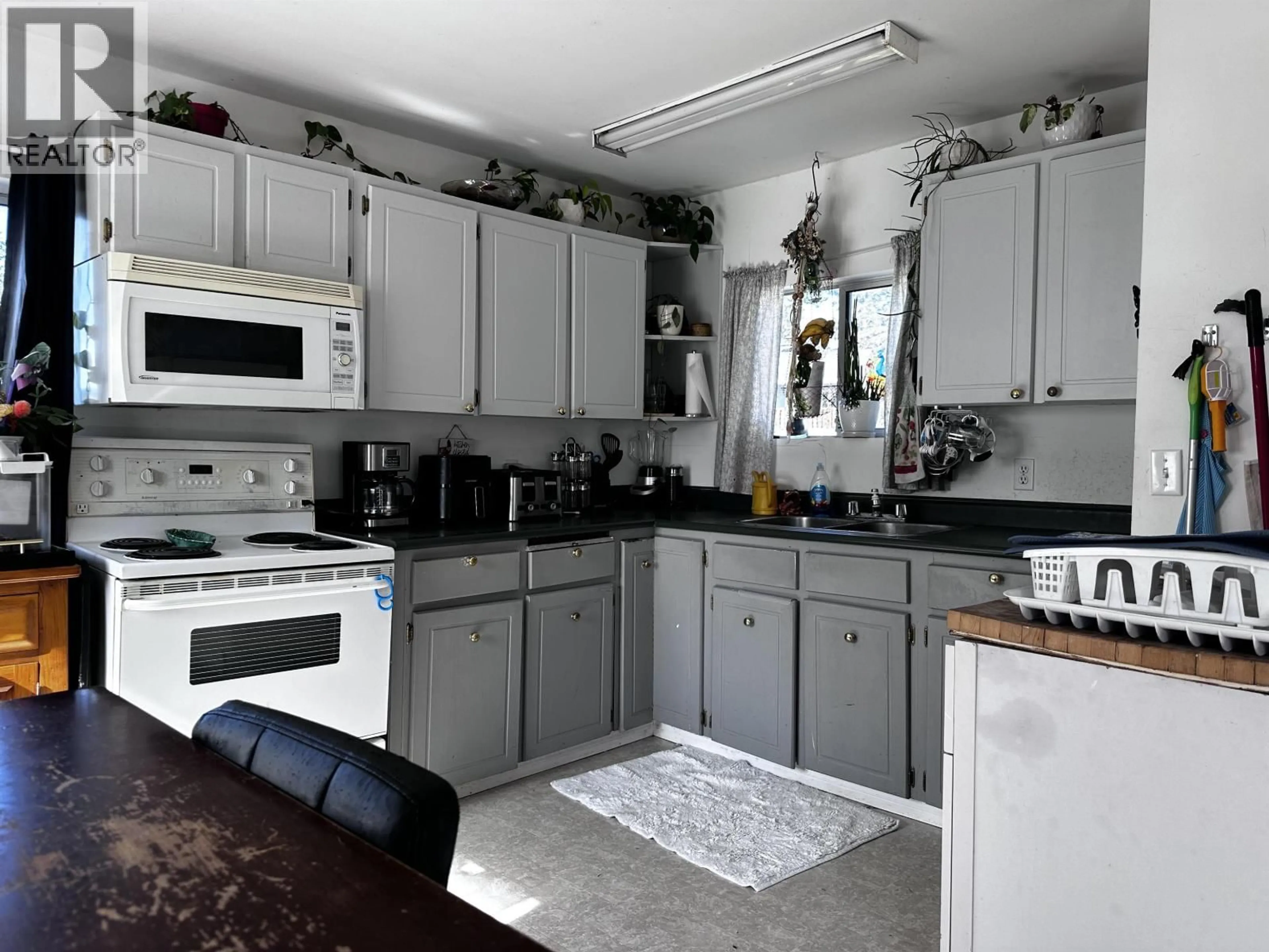 Standard kitchen, unknown for 3965 FELKER STREET, Lac La Hache British Columbia V0K1T0