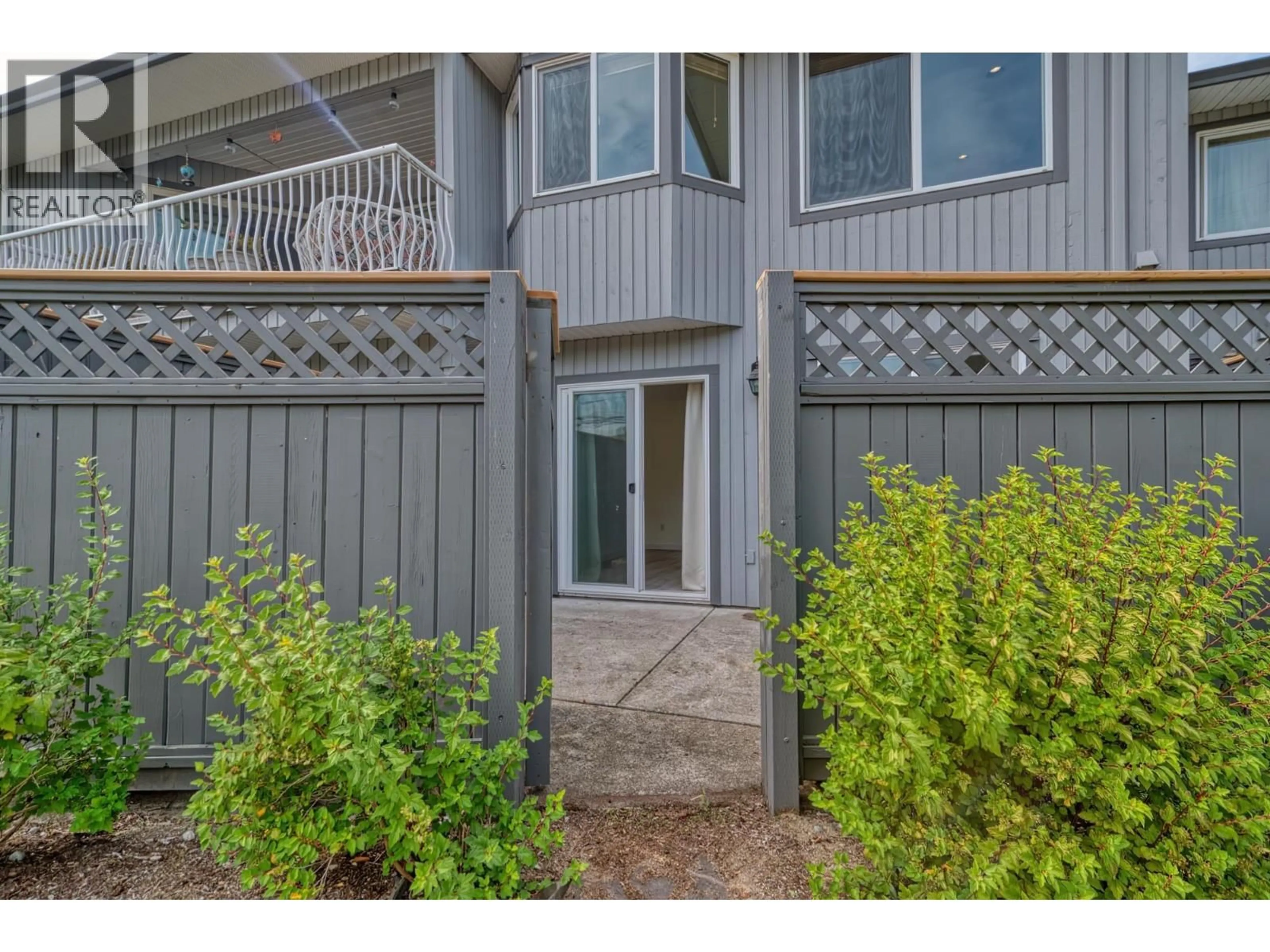 Unknown for 29 - 5761 WHARF AVENUE, Sechelt British Columbia V0N3A3