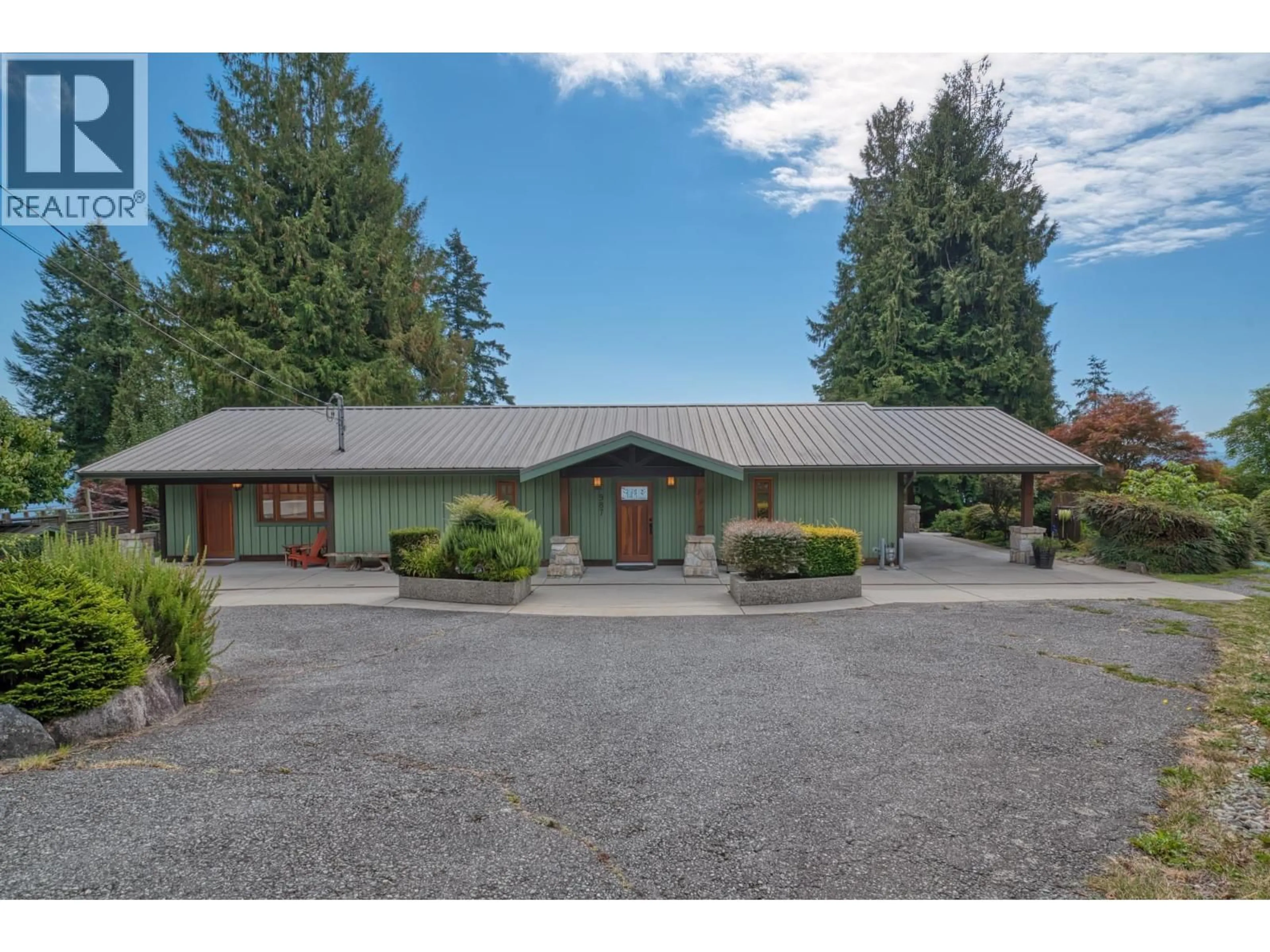 Unknown for 987 GOWER POINT ROAD, Gibsons British Columbia V0N1V3