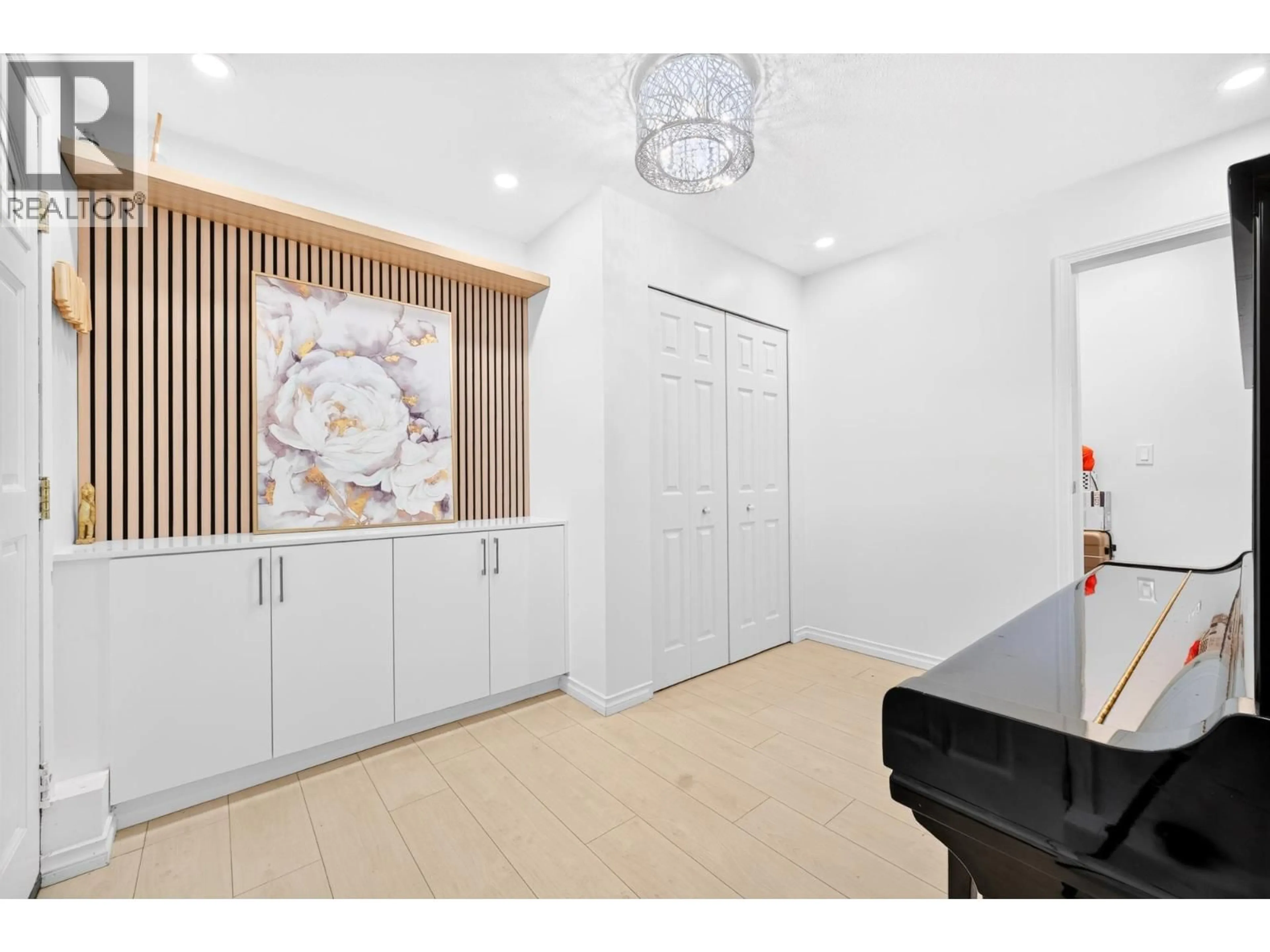 Unknown for 7691 FROBISHER DRIVE, Richmond British Columbia V7C4P8