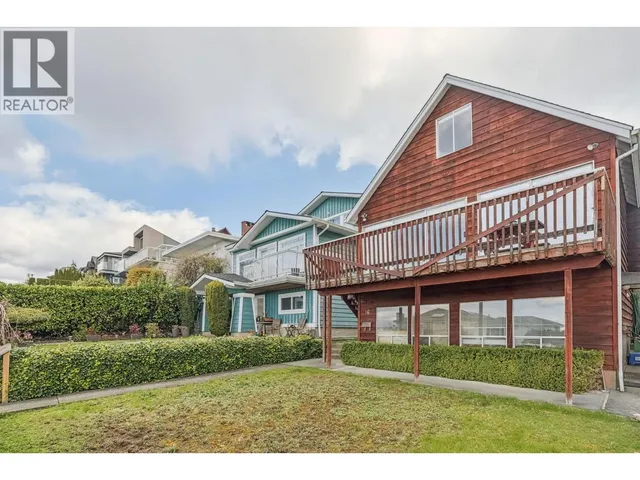 16 HYTHE AVENUE, Burnaby 3