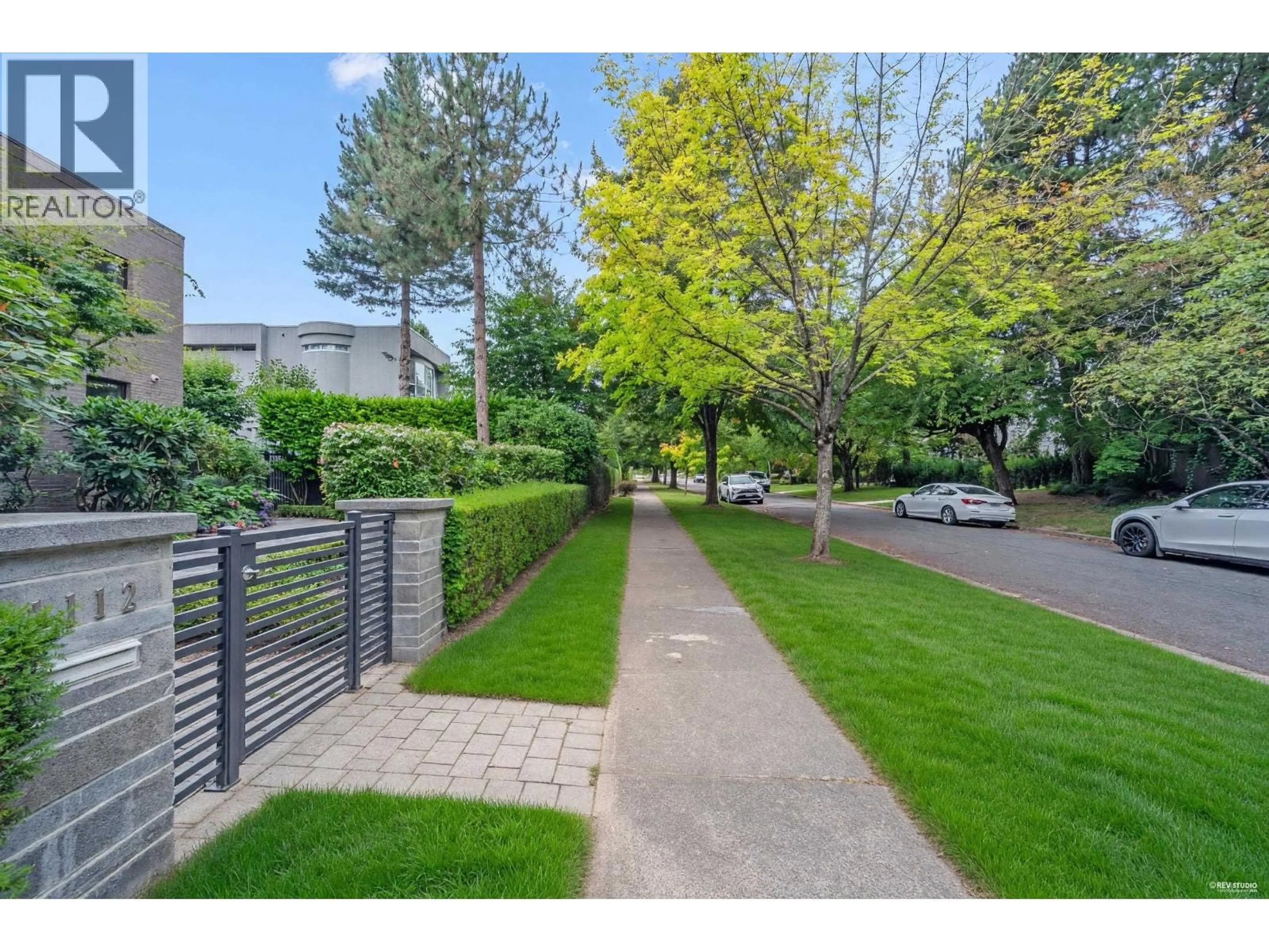 A pic from outside/outdoor area/front of a property/back of a property/a pic from drone, street for 1112 W 38TH AVENUE, Vancouver British Columbia V6M1P9