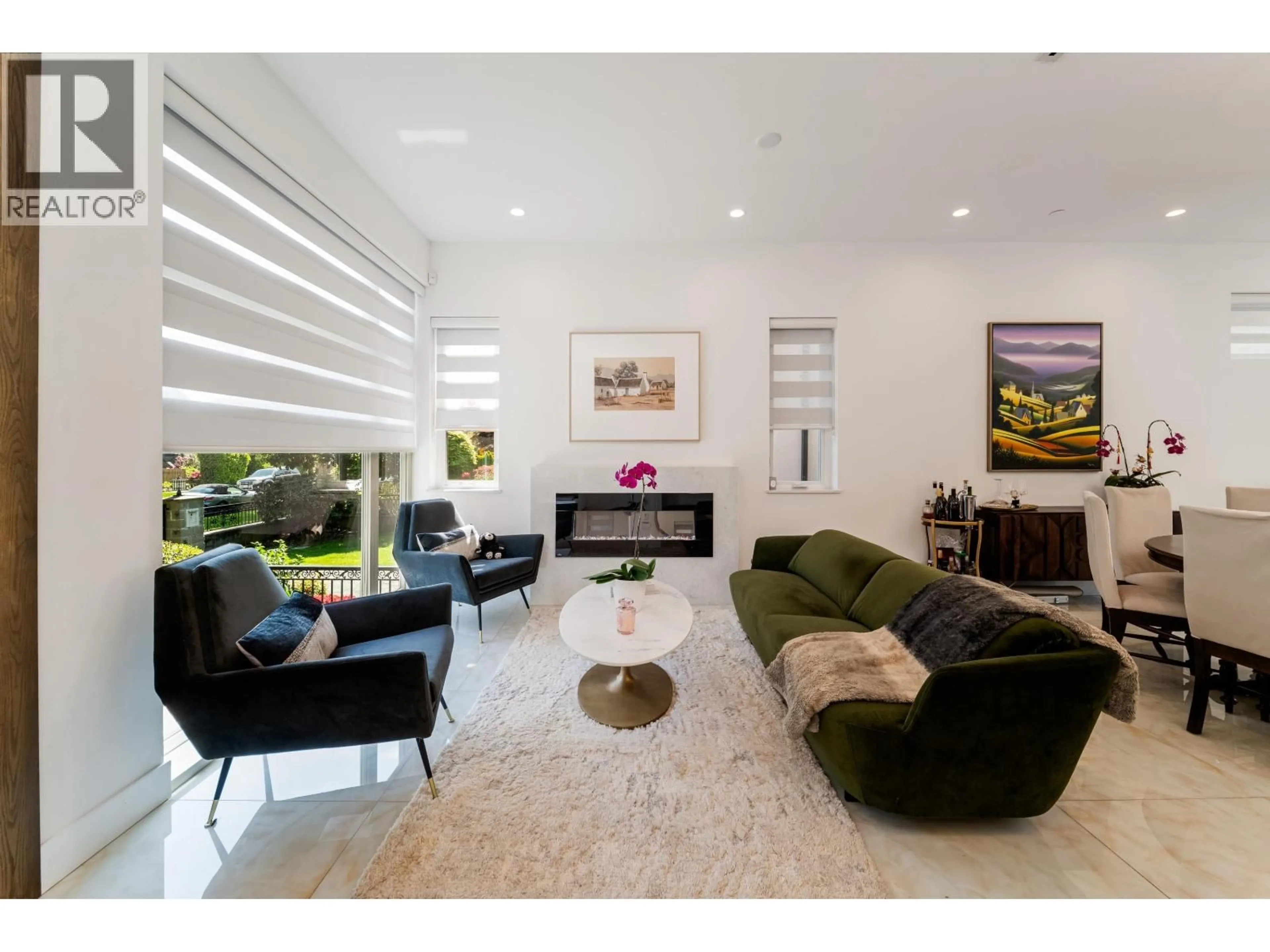 Living room with furniture, unknown for 6007 LARCH STREET, Vancouver British Columbia V6M4E5