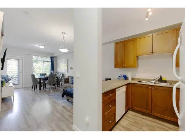 202 - 13277 108 AVENUE, Surrey 2