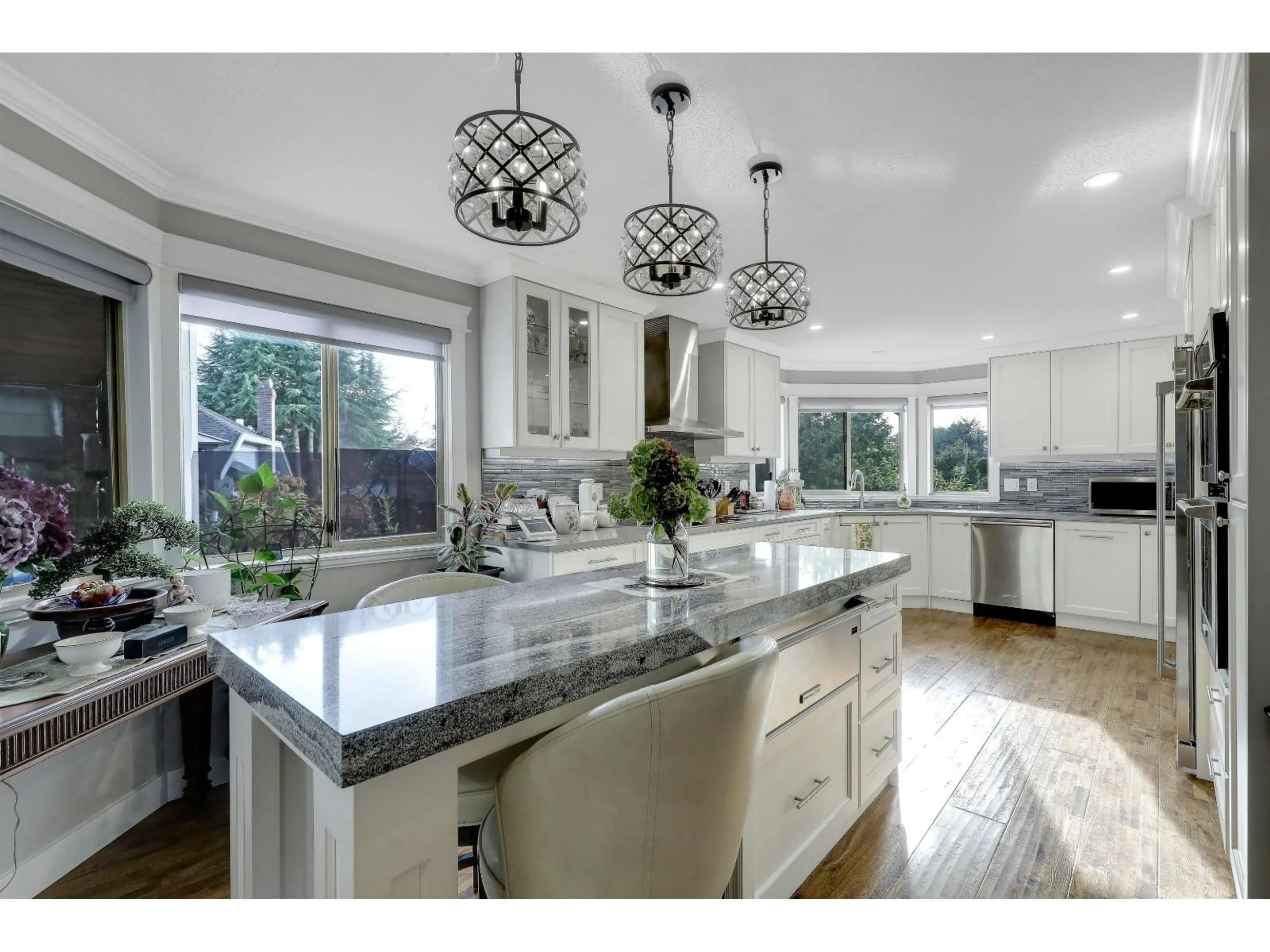 Contemporary kitchen, ceramic/tile floor for 16346 80 AVENUE, Surrey British Columbia V4N0X3