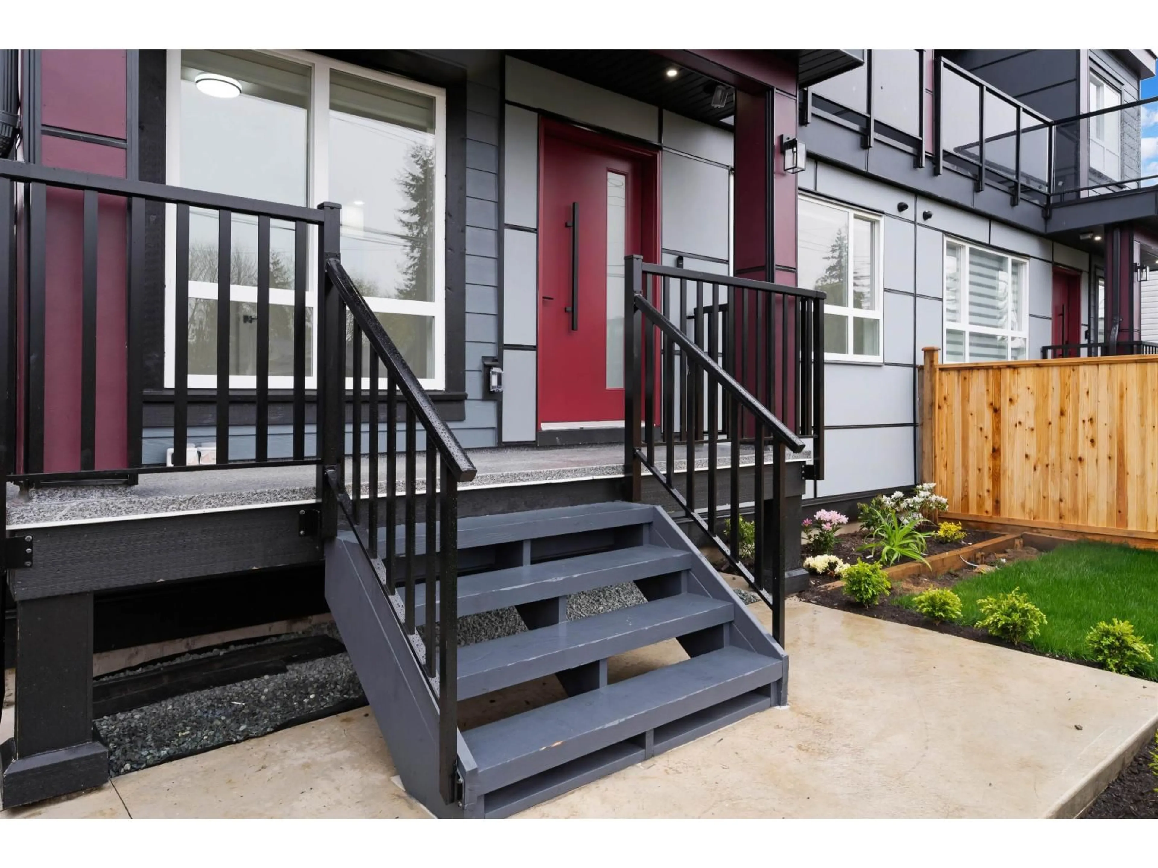 Unknown for 102 - 10432 128 STREET, Surrey British Columbia V3T5J1
