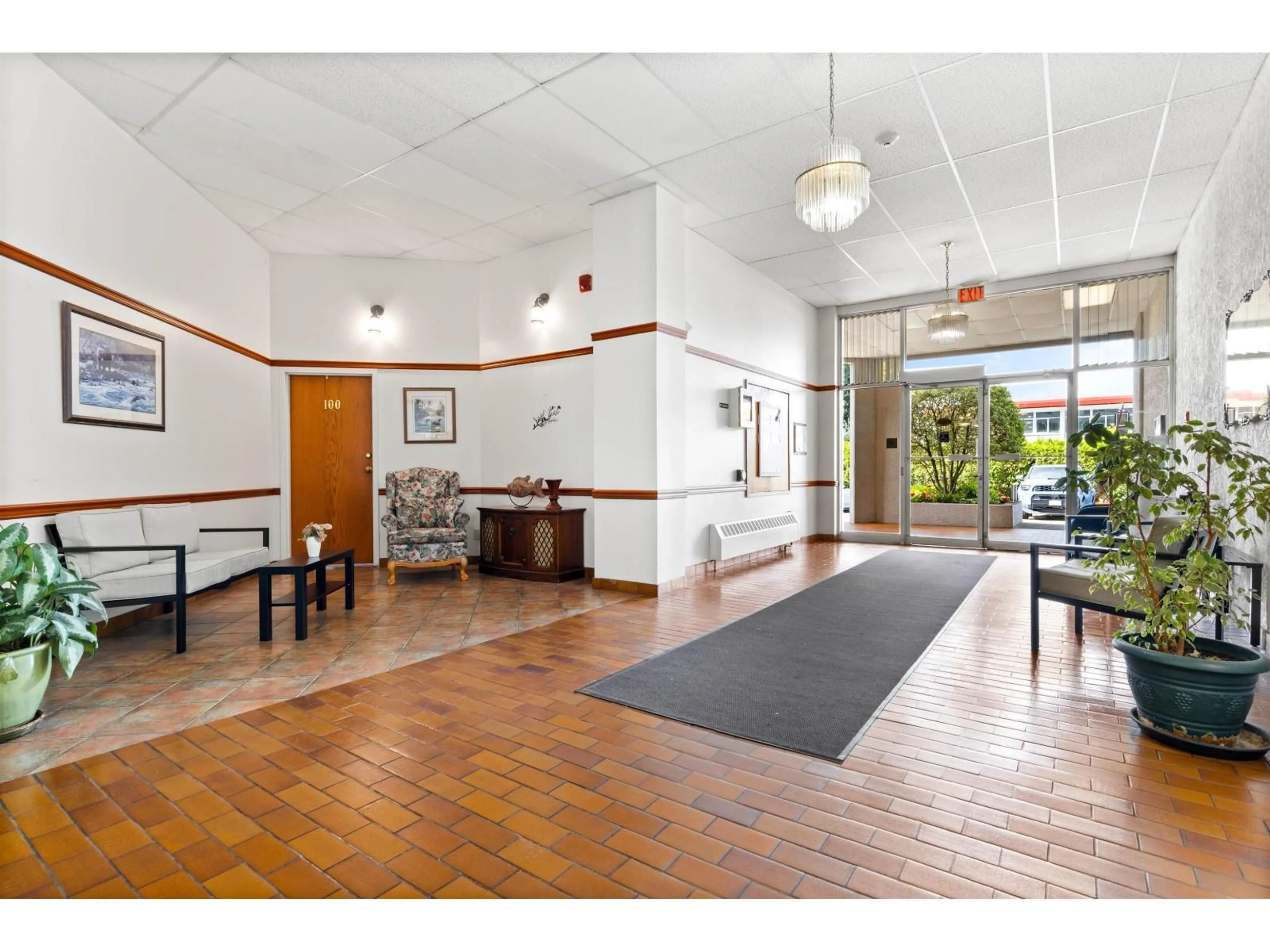 Indoor foyer for 603 - 11881 88 AVENUE, Delta British Columbia V4C8A2