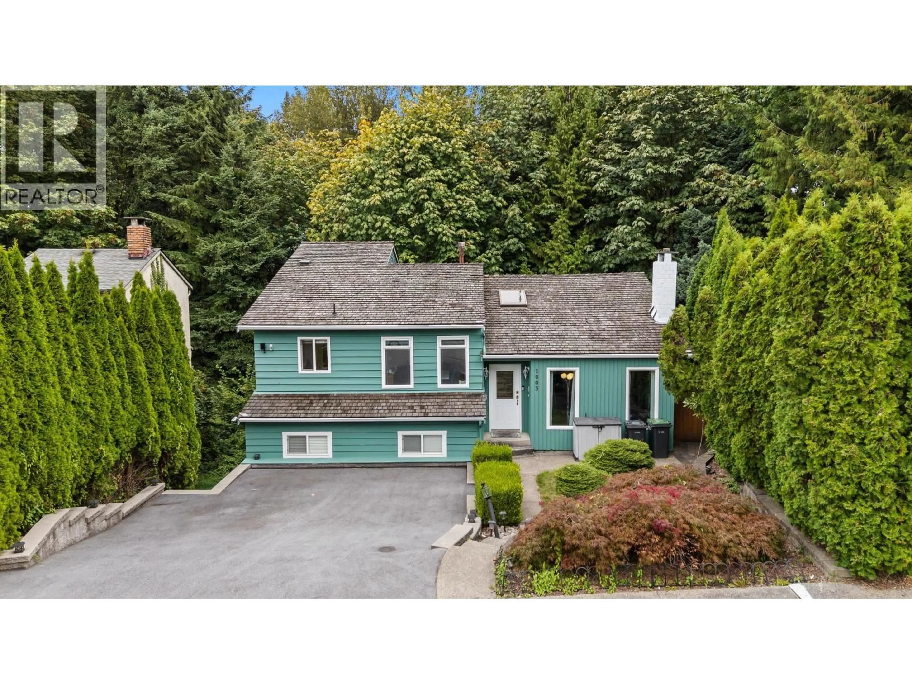 A pic from outside/outdoor area/front of a property/back of a property/a pic from drone, street for 1003 WINDWARD DRIVE, Coquitlam British Columbia V3C4M5