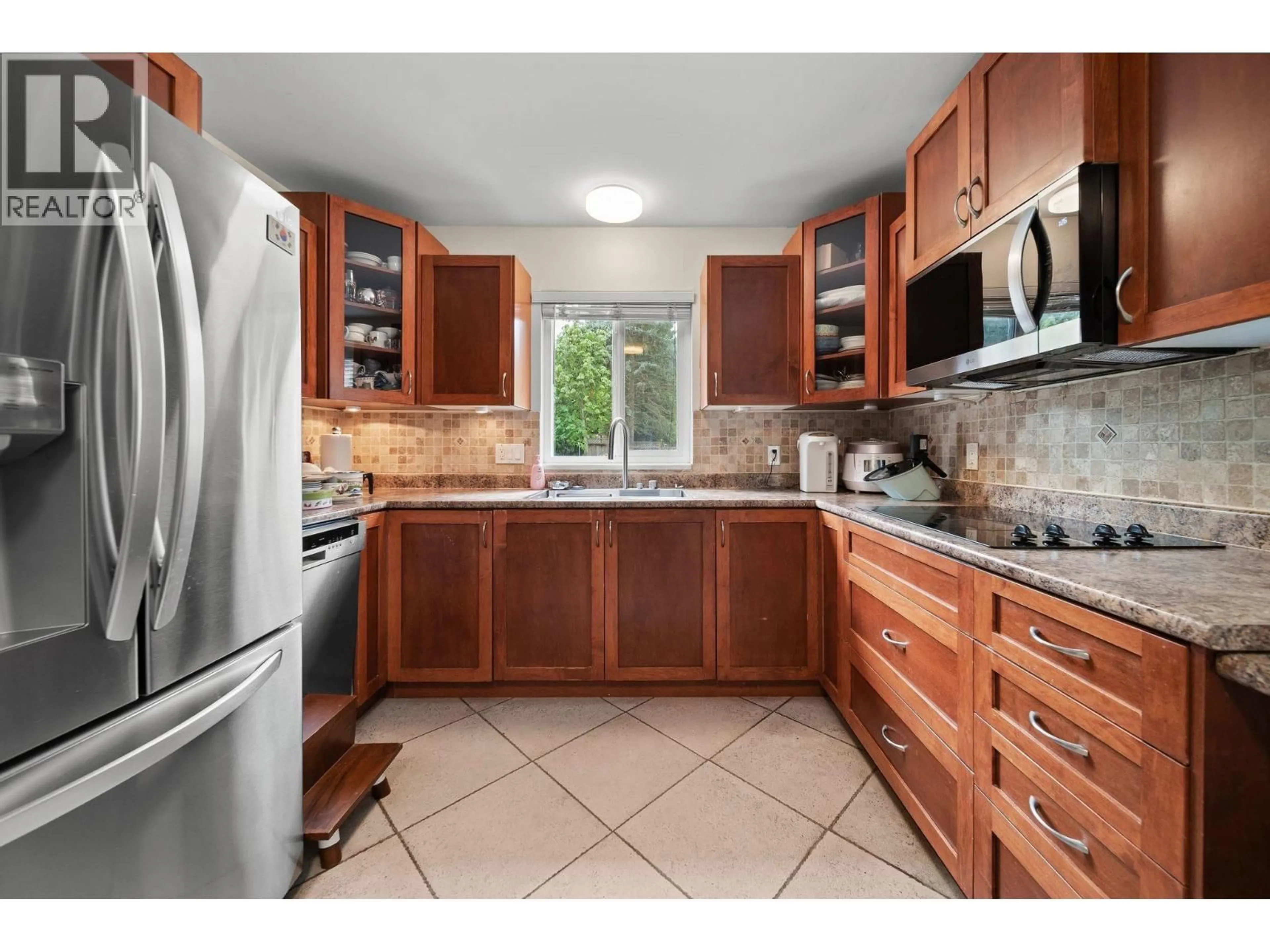 Standard kitchen, ceramic/tile floor for 1003 WINDWARD DRIVE, Coquitlam British Columbia V3C4M5
