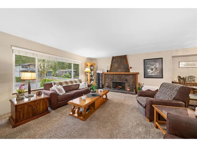 14974 92A AVENUE, Surrey 3