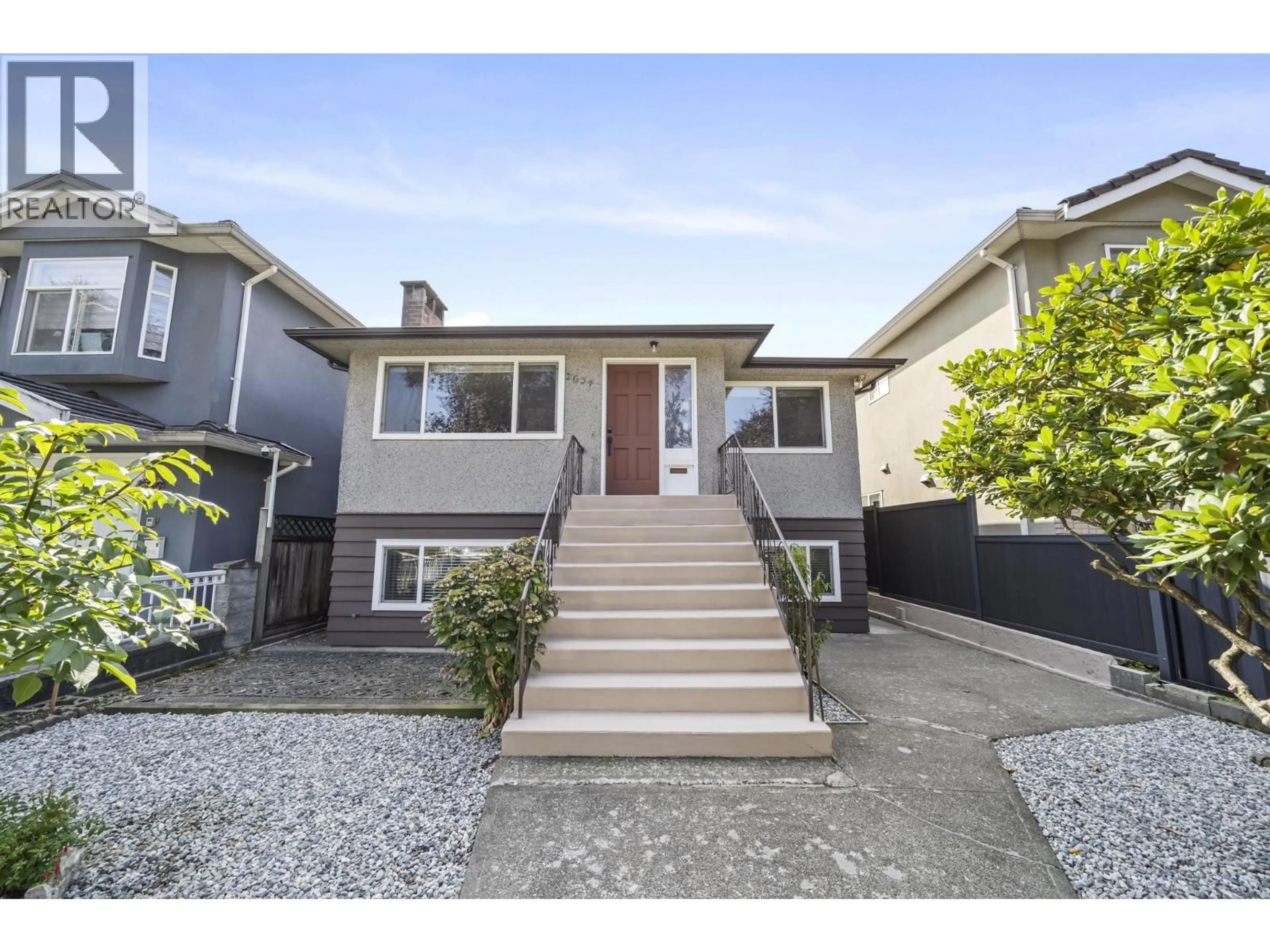 Home with vinyl exterior material, street for 2634 PARKER STREET, Vancouver British Columbia V5K2T4