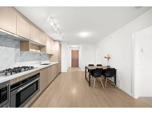 3209 - 13696 100 AVENUE, Surrey 5