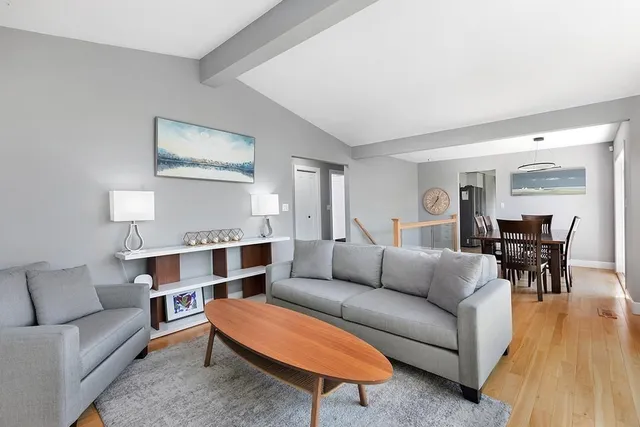 10641 WESTSIDE DRIVE, Delta 3