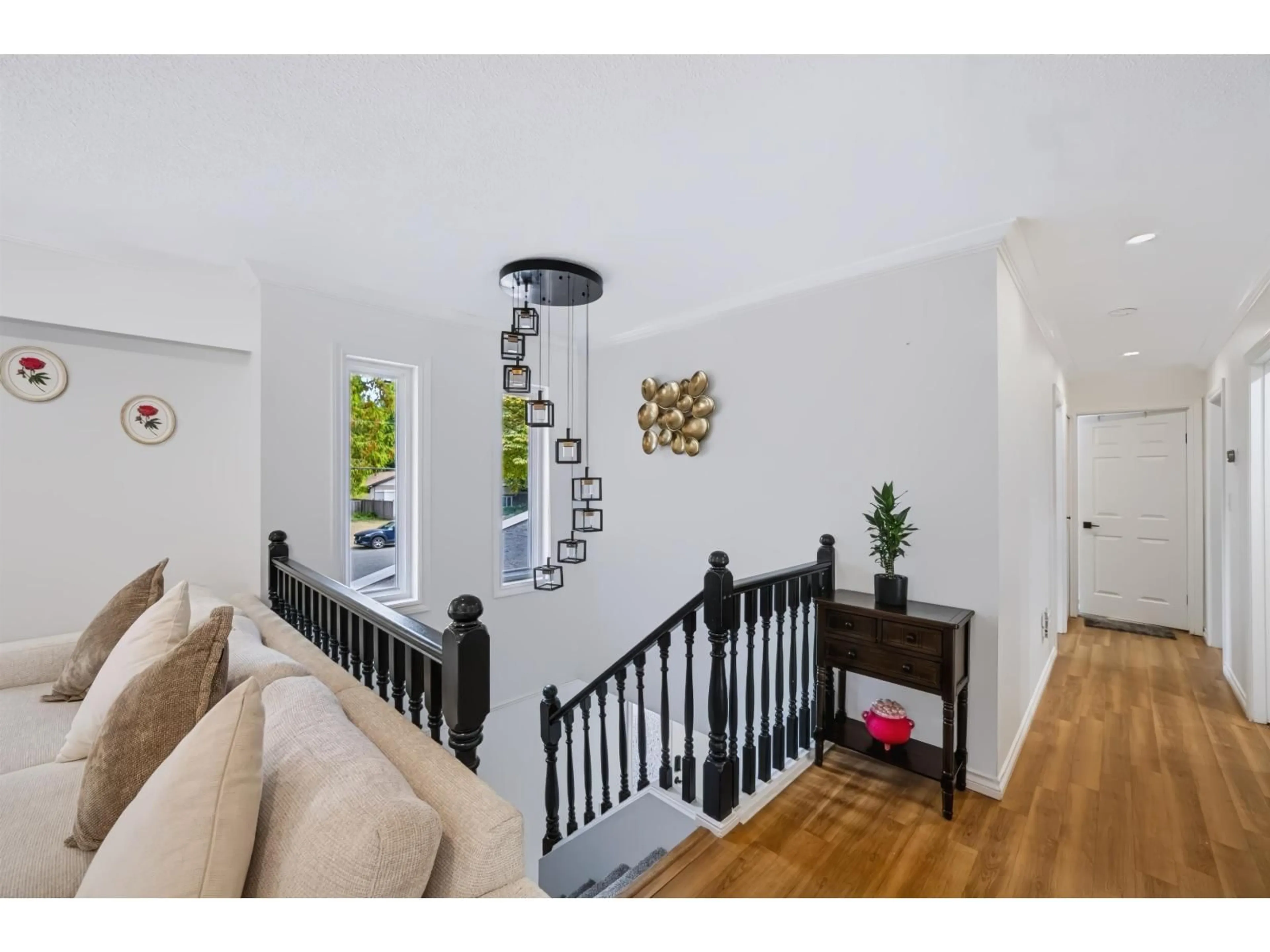 Indoor entryway for 20046 37A AVENUE, Langley British Columbia V3A6K4