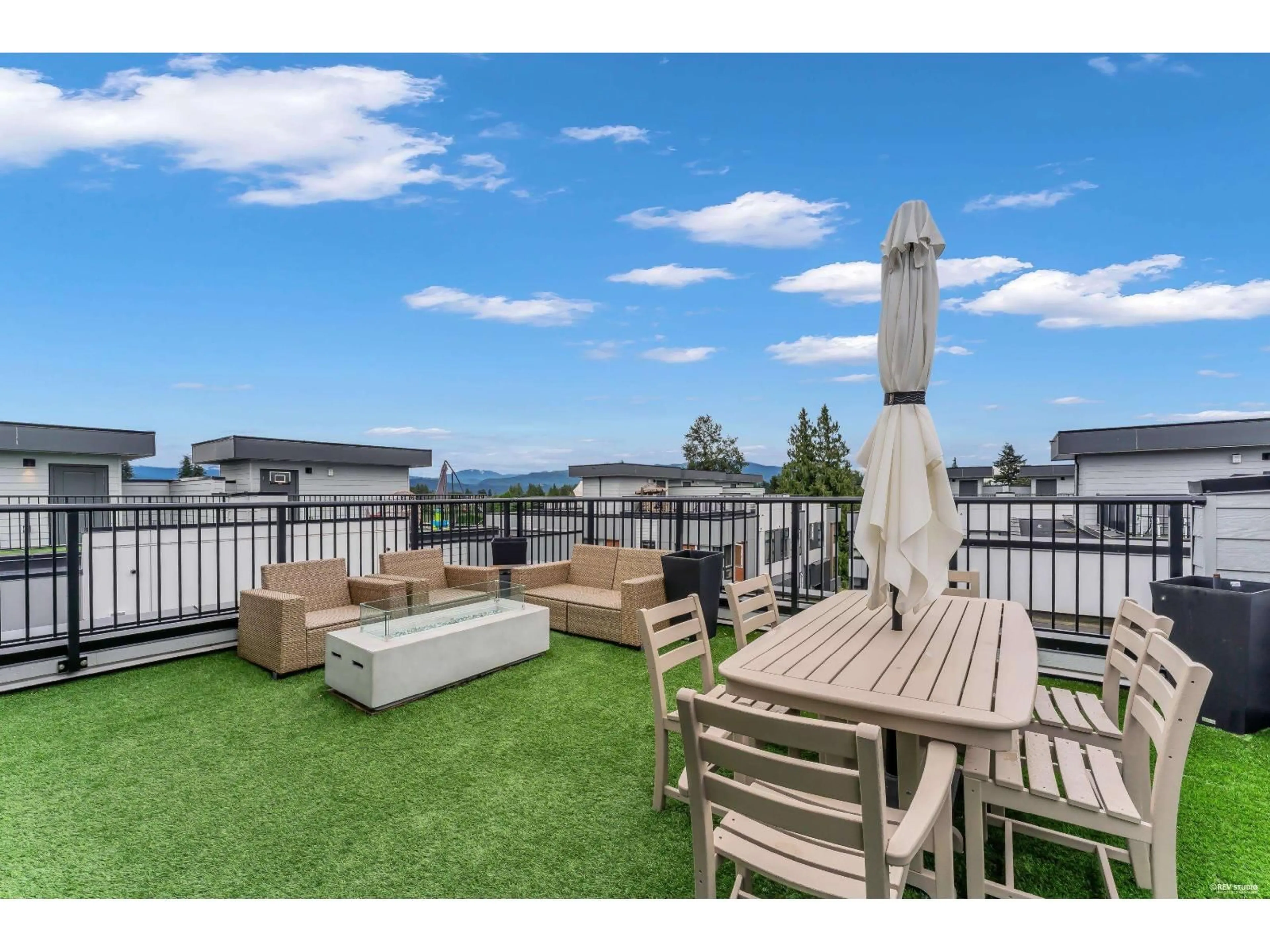 Patio, water/lake/river/ocean view for 14 - 1419 MCCALLUM ROAD, Abbotsford British Columbia V2S0N1
