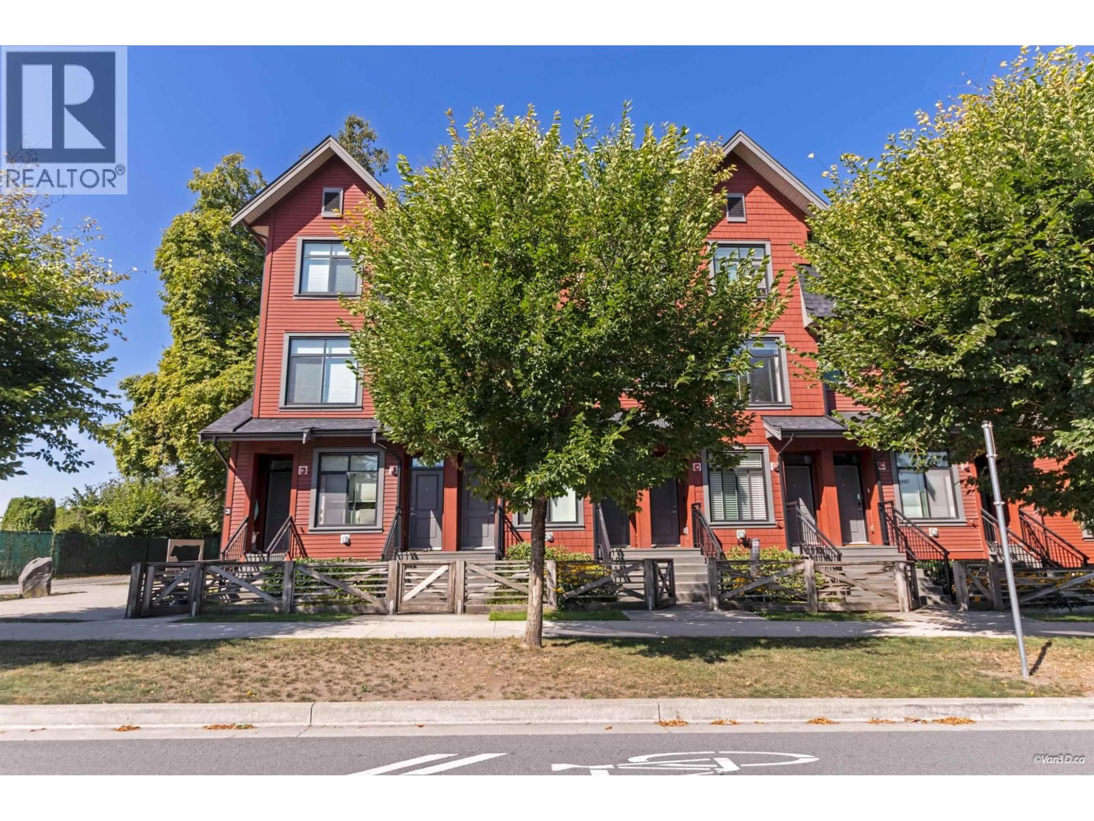 Home with brick exterior material, street for 5835 WALES STREET, Vancouver British Columbia V5R0E6