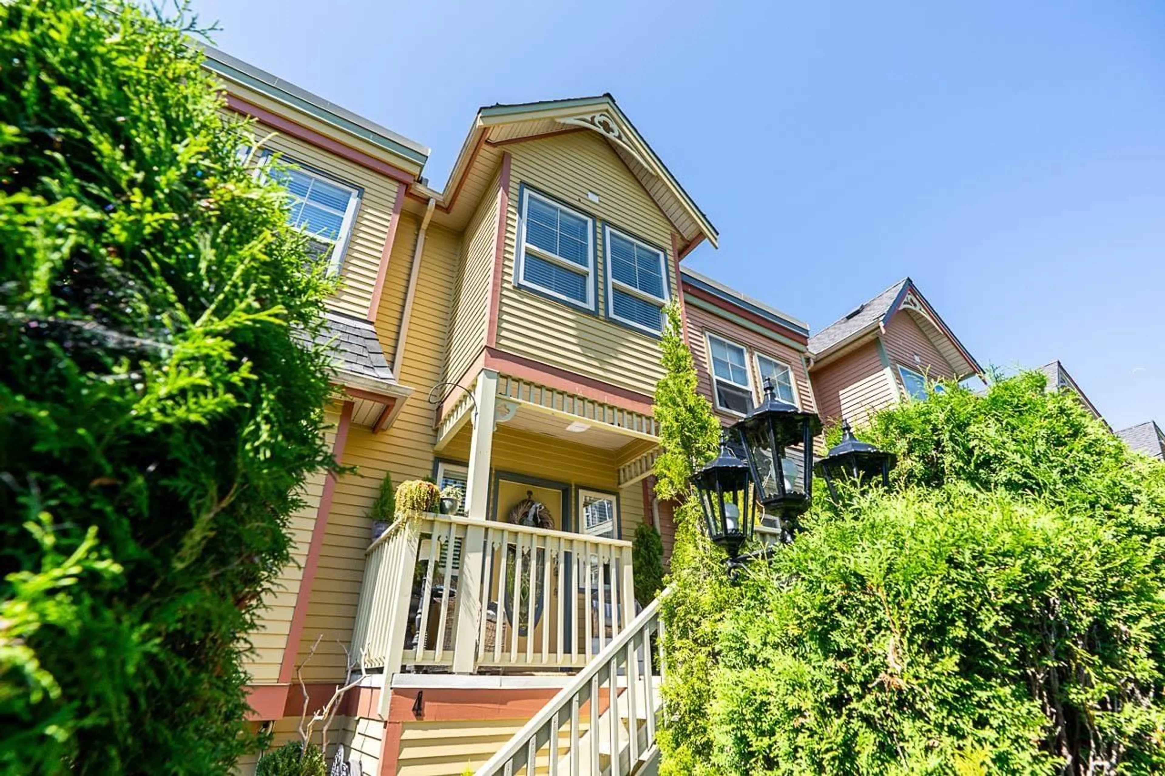 Unknown for 4 - 15151 BUENA VISTA AVENUE, White Rock British Columbia V4B1Y2