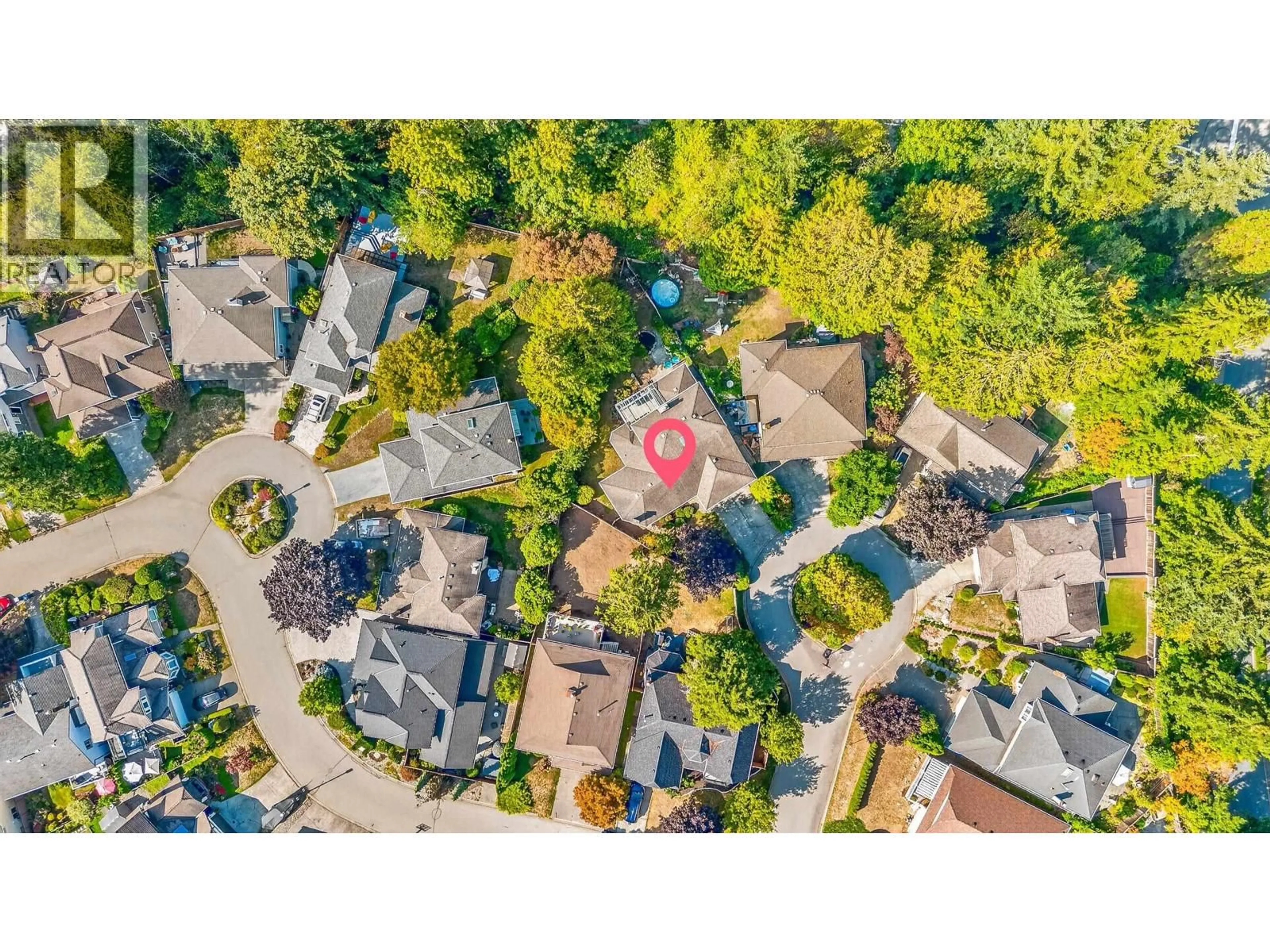 A pic from outside/outdoor area/front of a property/back of a property/a pic from drone, street for 7 ARROW-WOOD CLOSE, Port Moody British Columbia V3H4G1