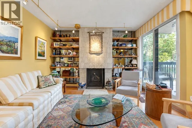 1346 WALNUT STREET, Vancouver 2