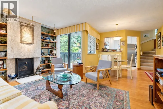 1346 WALNUT STREET, Vancouver 5