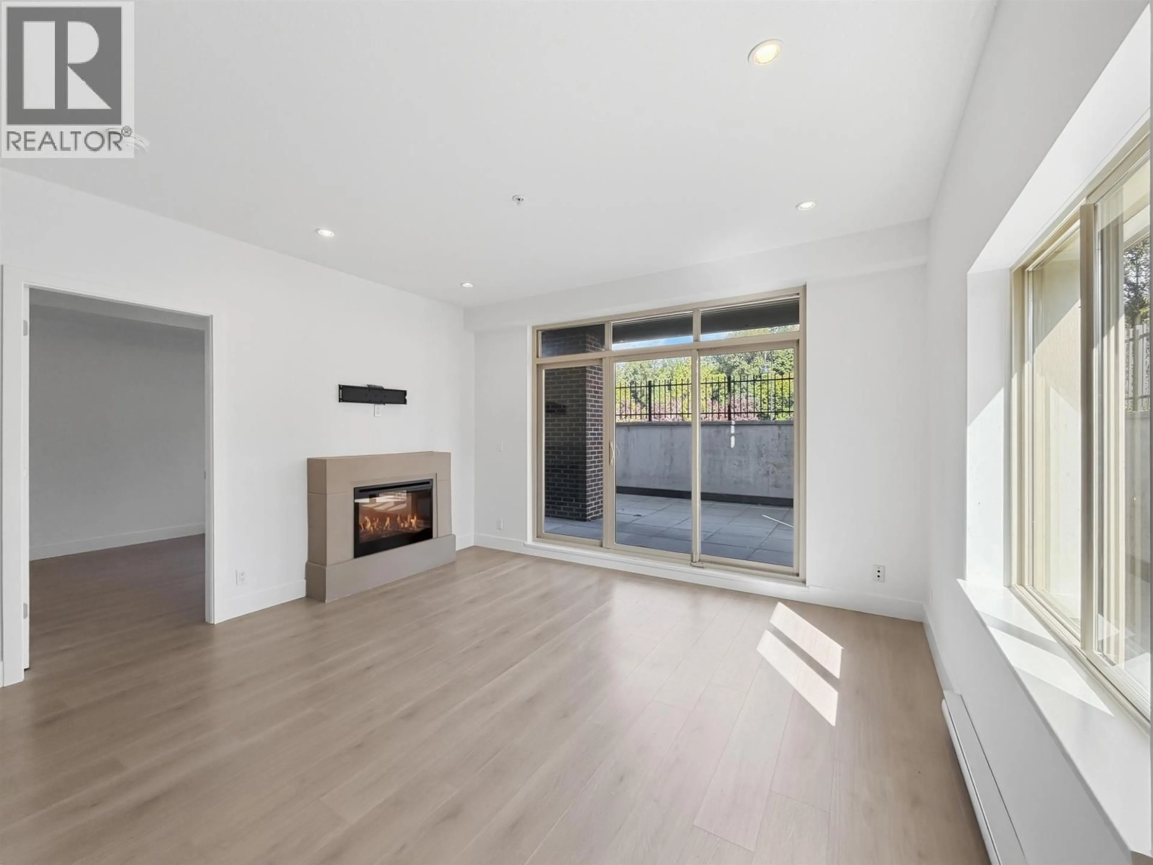 A pic of a room for 204 - 1273 MARINE DRIVE, North Vancouver British Columbia V7P1T3