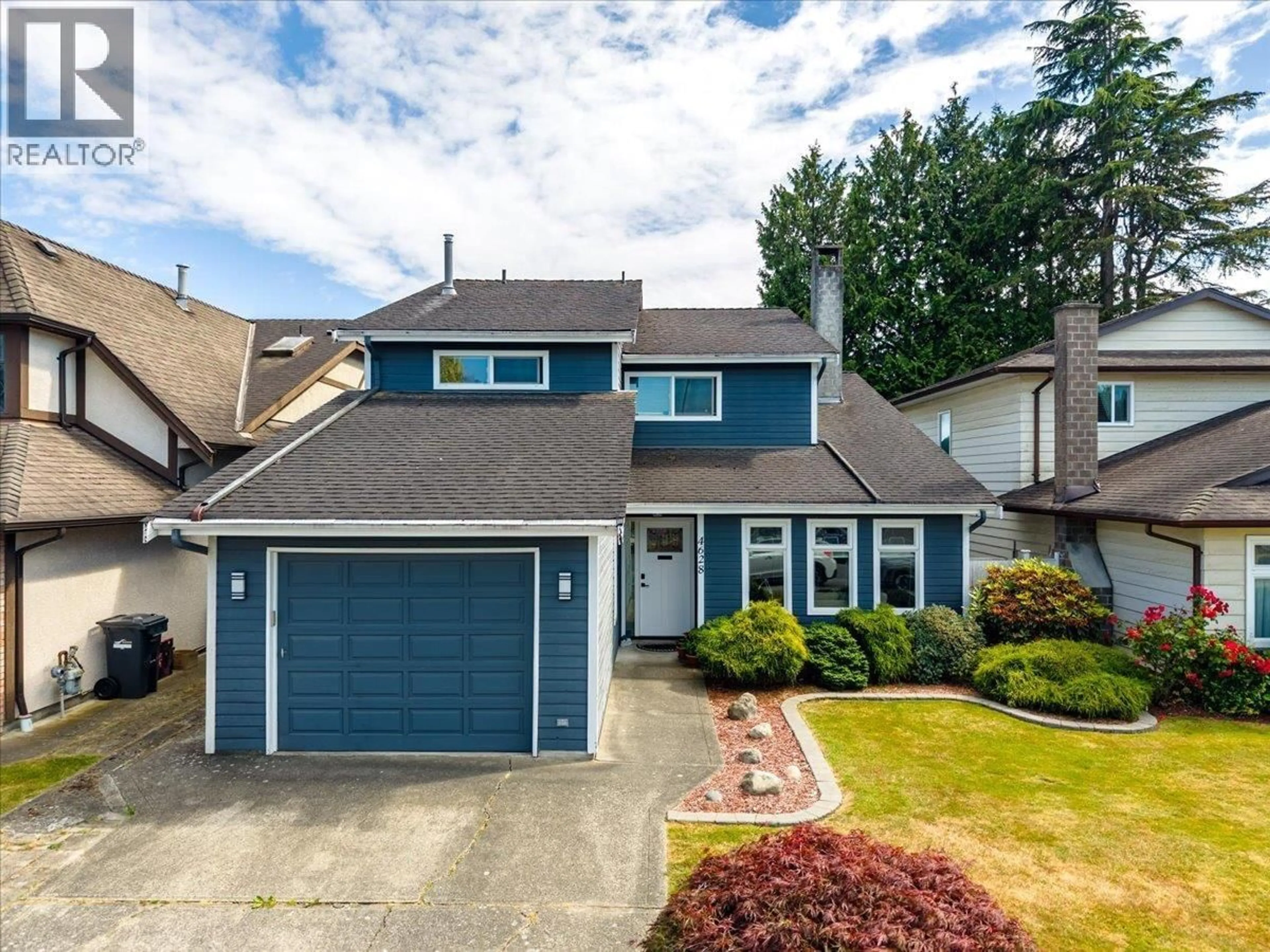 Home with vinyl exterior material, street for 4628 HERMITAGE DRIVE, Richmond British Columbia V7E4N4