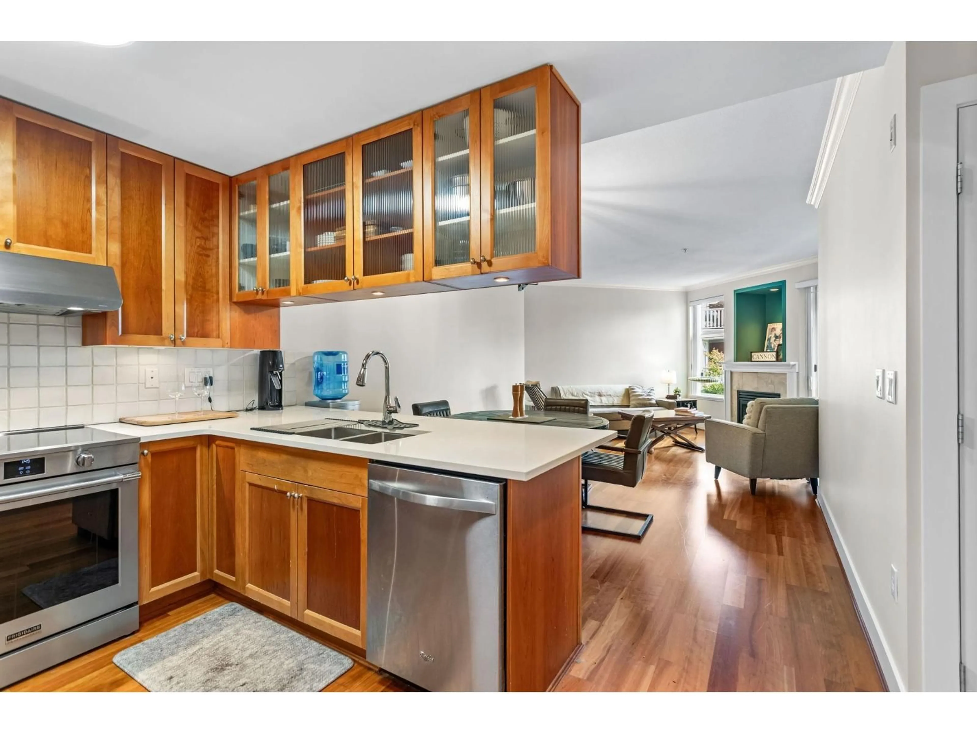 Open concept kitchen, unknown for 307 - 15350 16A AVENUE AVENUE, Surrey British Columbia V4A1S9