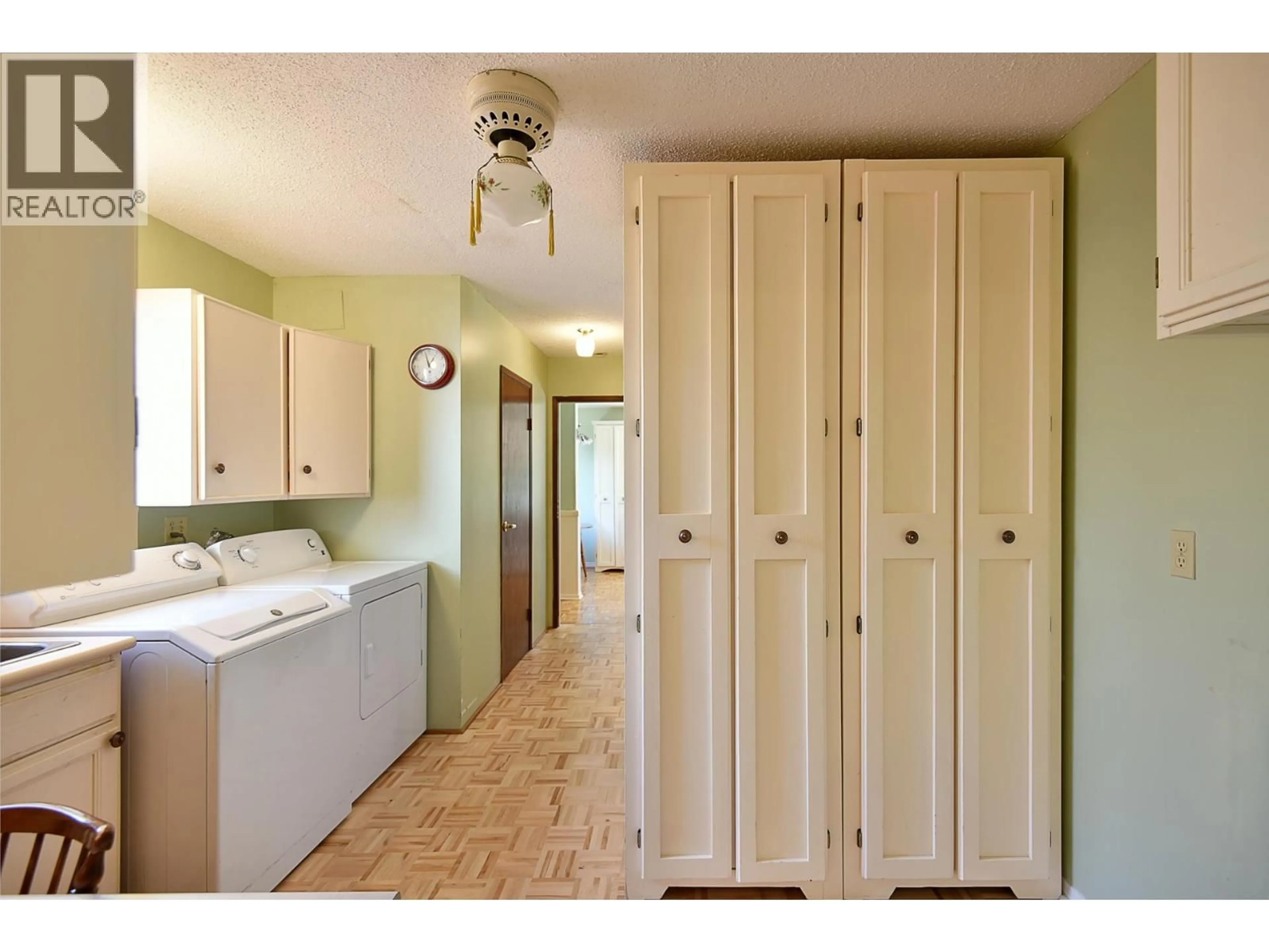 Unknown for 5749 SURF CIRCLE, Sechelt British Columbia V0N3A0