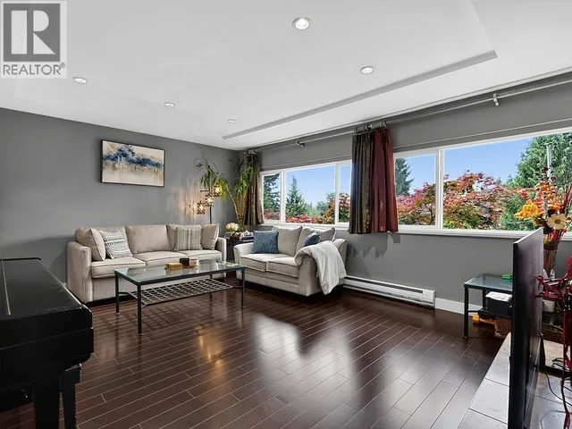 937 KINSAC STREET, Coquitlam 3