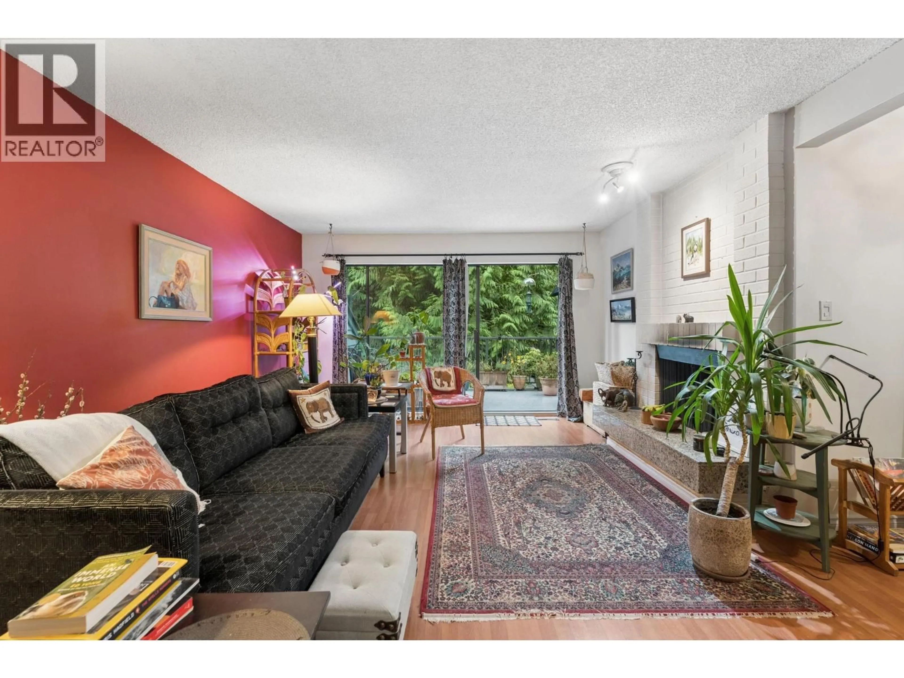 Living room with furniture, unknown for 834 HENDECOURT ROAD, North Vancouver British Columbia V7K2Y2