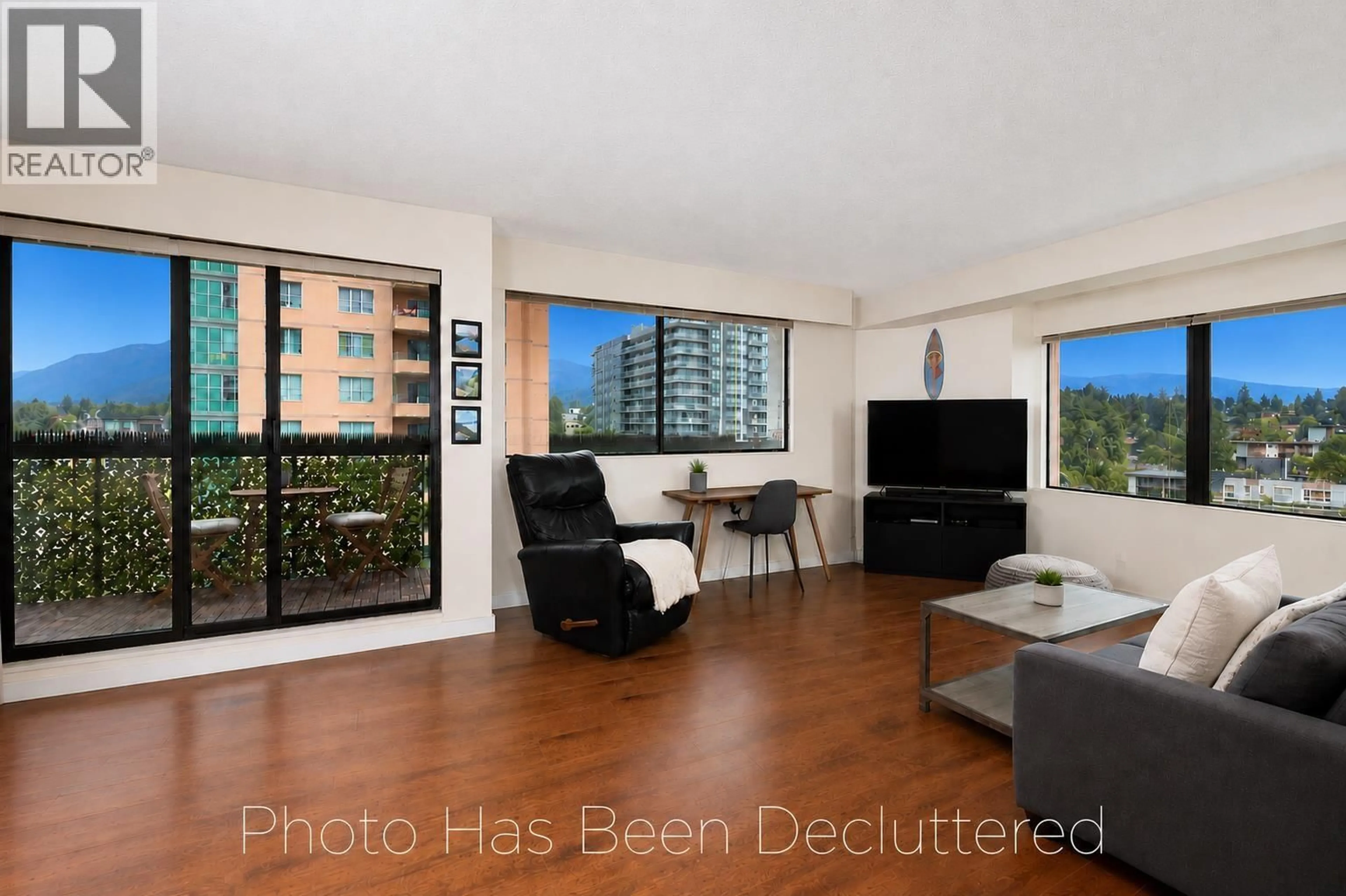 Living room with furniture, wood/laminate floor for 507 - 1515 EASTERN AVENUE, North Vancouver British Columbia V7L4R2