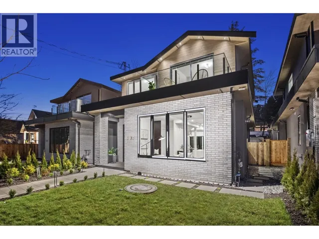 3073 FROMME ROAD, North Vancouver 3