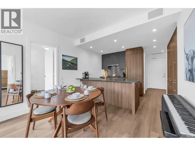 704 - 2375 EMERY COURT, North Vancouver 4