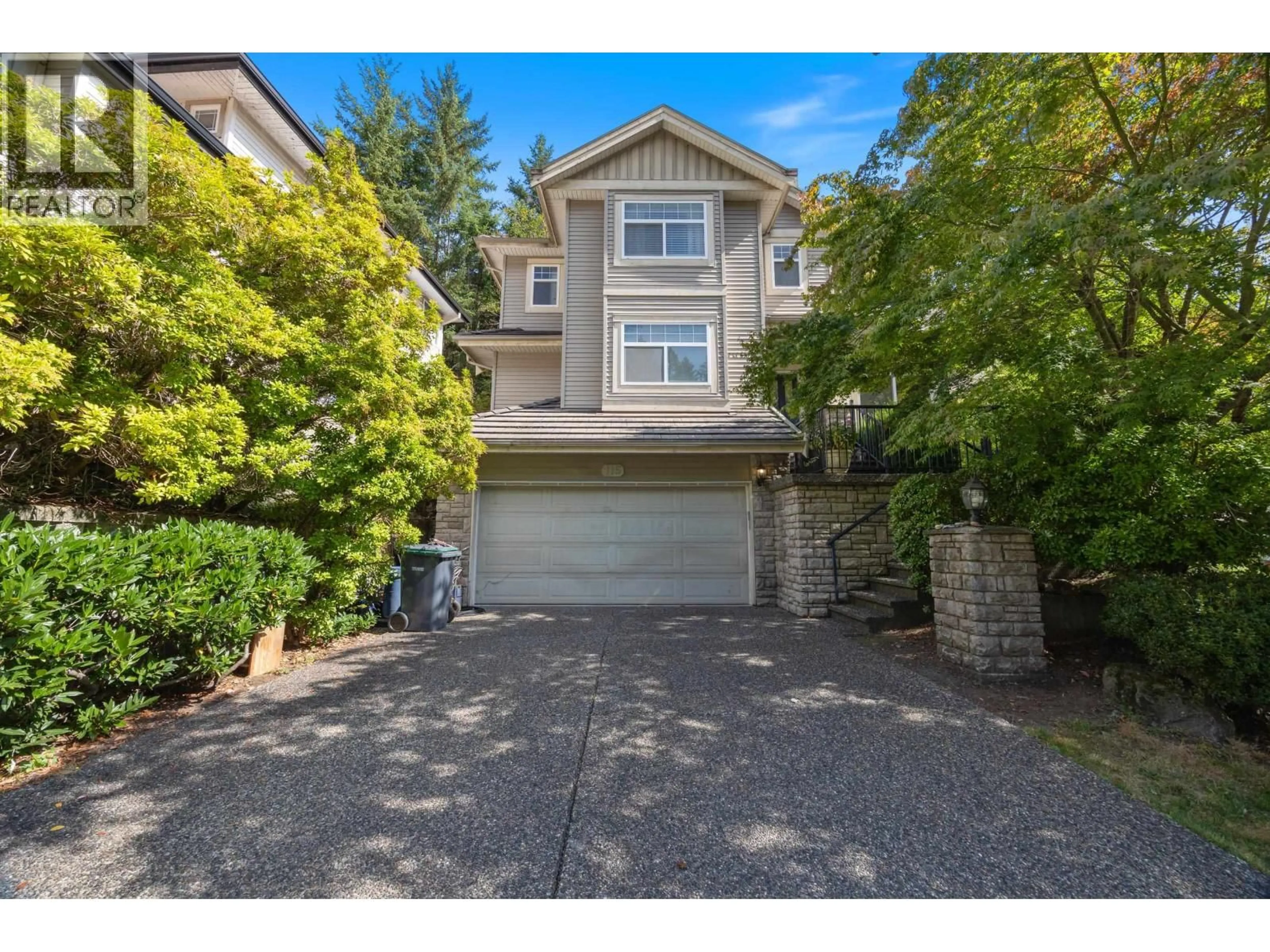 A pic from outside/outdoor area/front of a property/back of a property/a pic from drone, street for 115 EAGLE PASS, Port Moody British Columbia V3H5E8