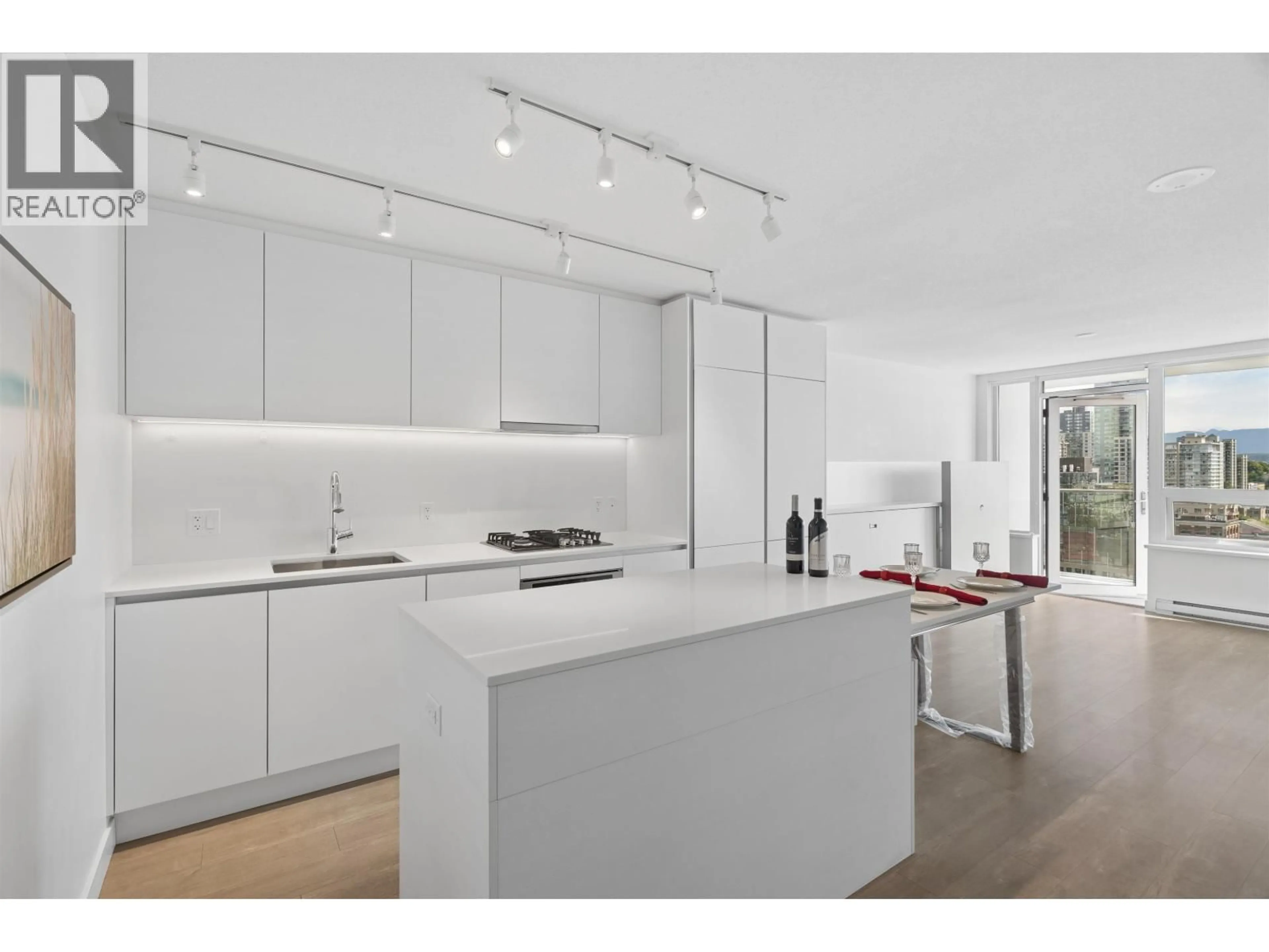 Open concept kitchen, unknown for 1901 - 908 QUAYSIDE DRIVE, New Westminster British Columbia V3M0L4