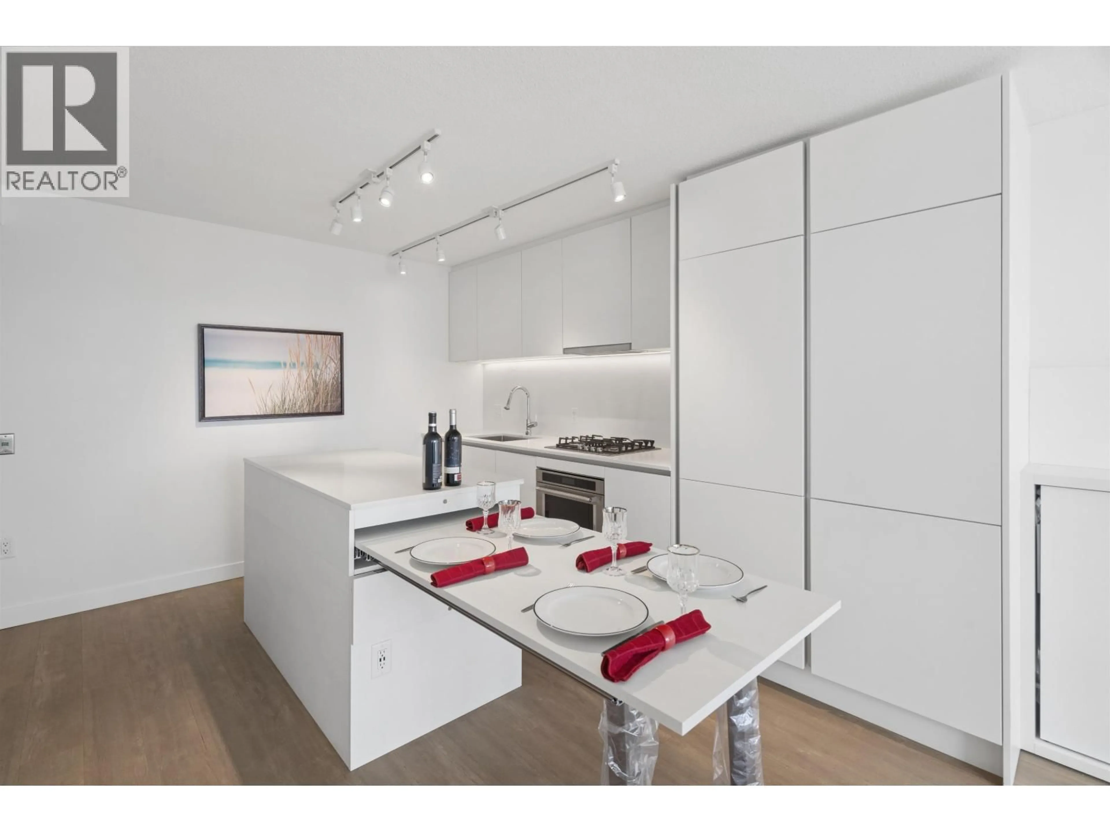 Standard kitchen, wood/laminate floor for 1901 - 908 QUAYSIDE DRIVE, New Westminster British Columbia V3M0L4