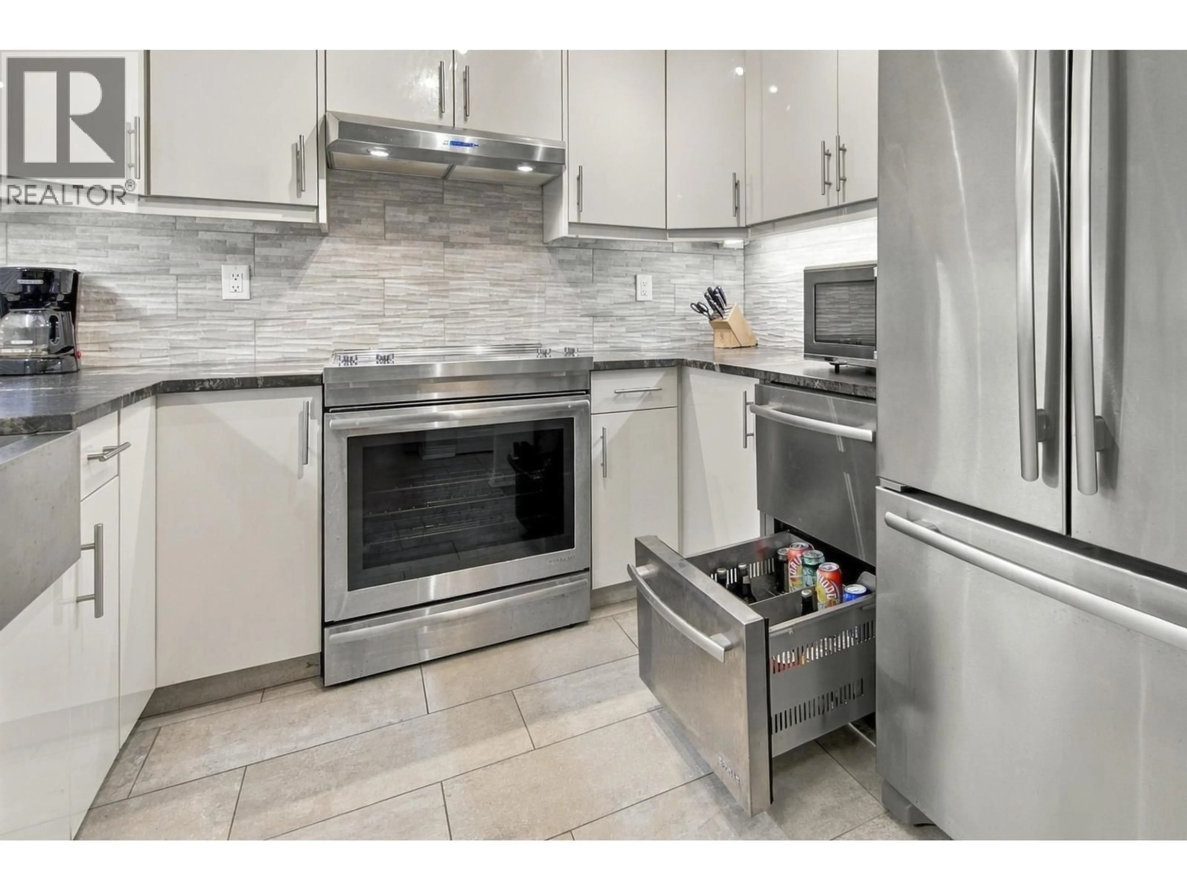 Unknown for 109 - 5835 HAMPTON PLACE, Vancouver British Columbia V6T2G2