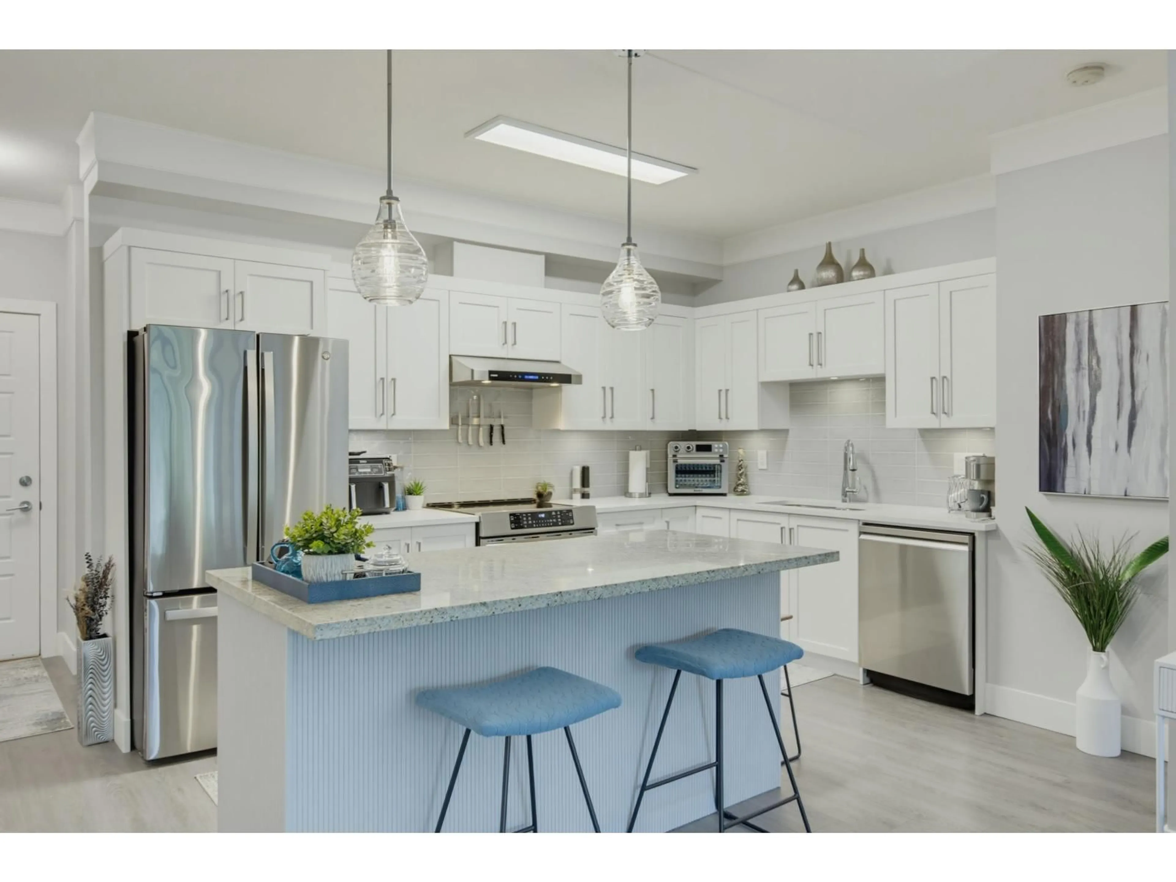 Open concept kitchen, ceramic/tile floor for 209 - 20630 DOUGLAS CRESCENT, Langley British Columbia V3A4B8