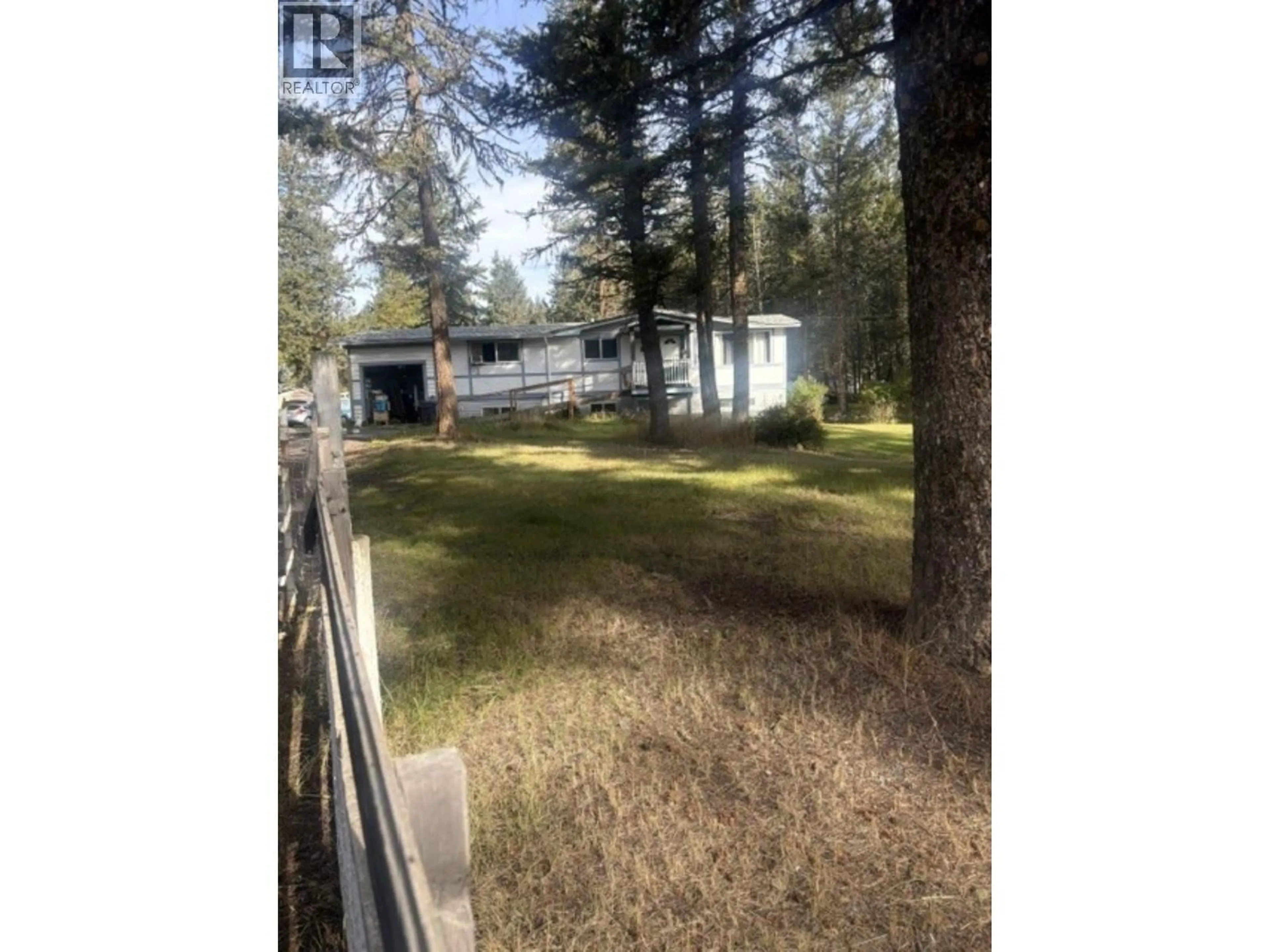 Unknown for 5044 EASZEE DRIVE, 108 Mile Ranch British Columbia V0K2Z0