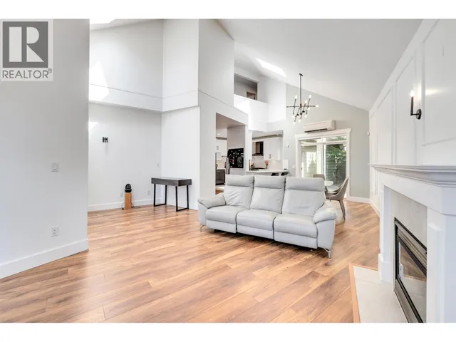 6982 BARNARD DRIVE, Richmond 5