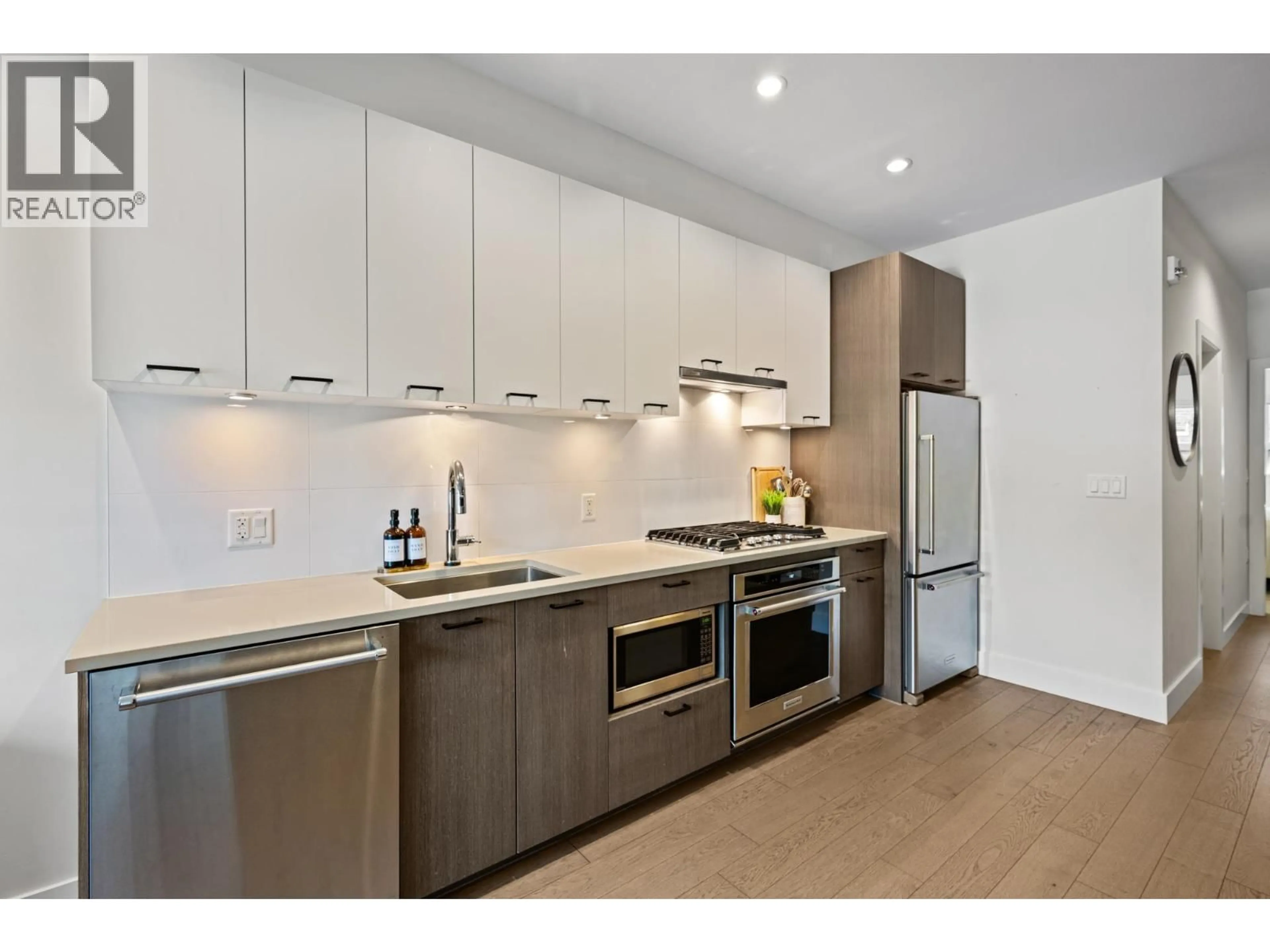 Unknown for 204 - 1738 55A STREET, Tsawwassen British Columbia V4M0A9